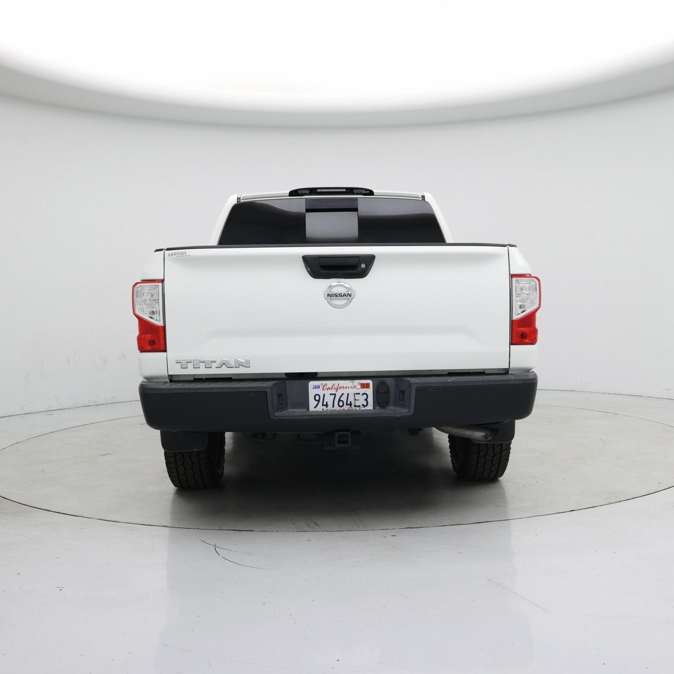 Thumbnail: 2017 Nissan Titan - 6