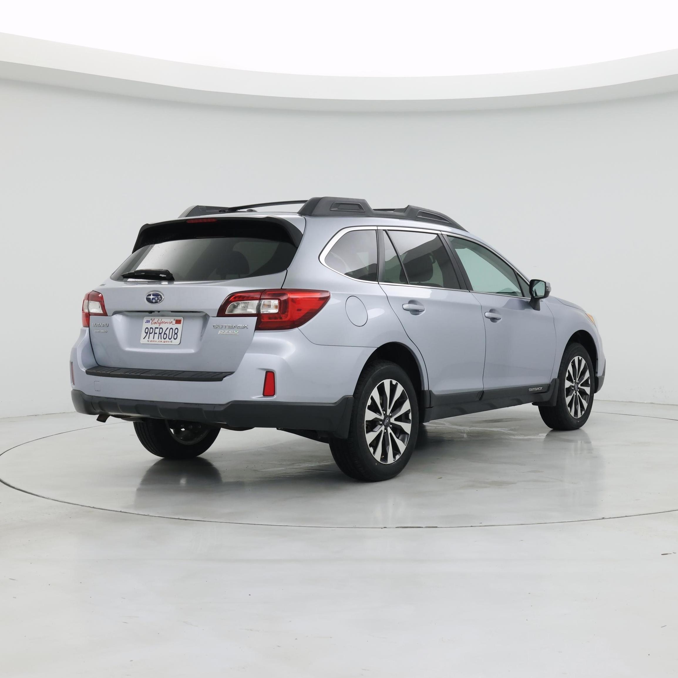 Thumbnail: 2015 Subaru Outback - 8
