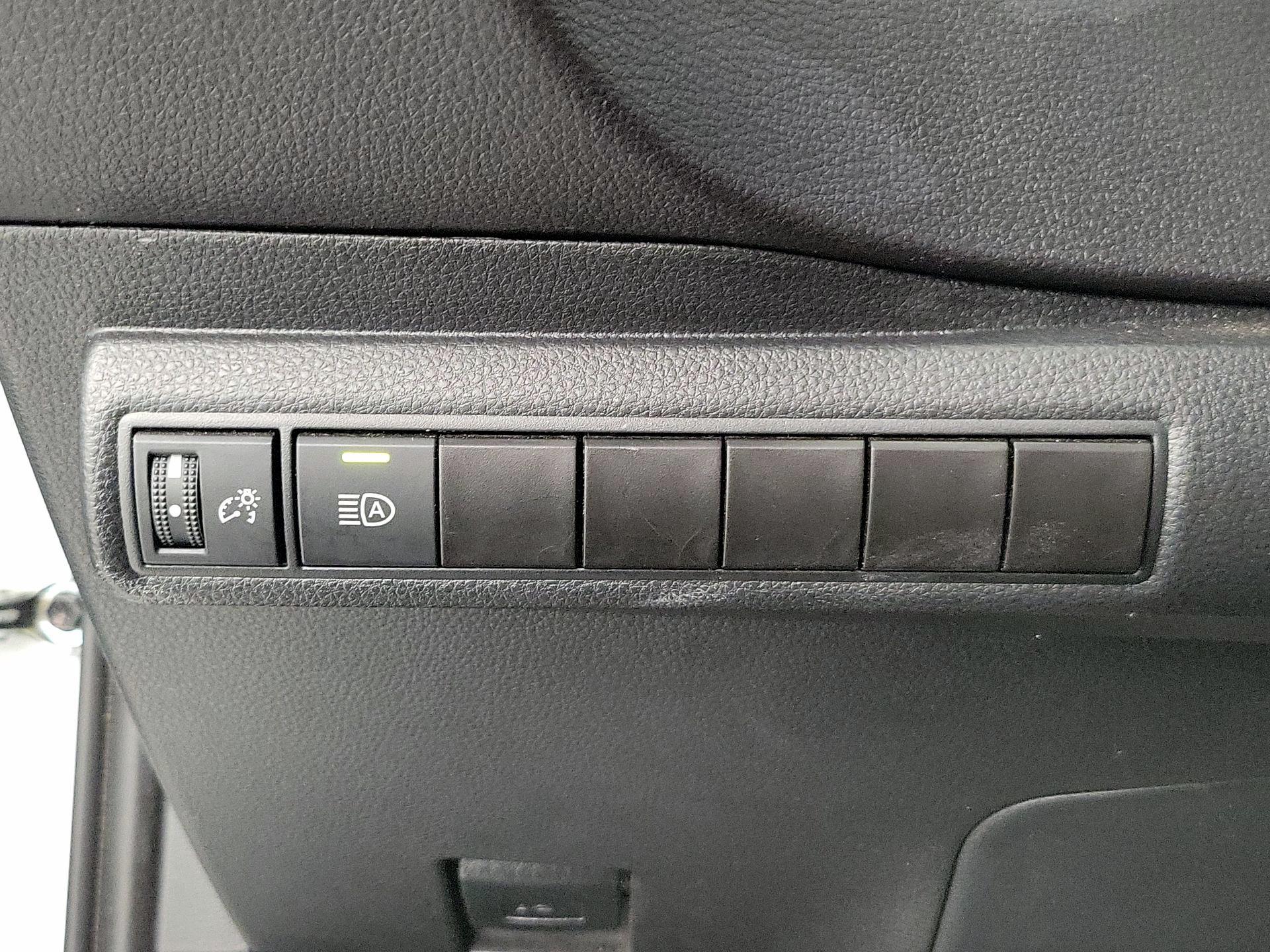 Thumbnail: 2024 Toyota Corolla - 13