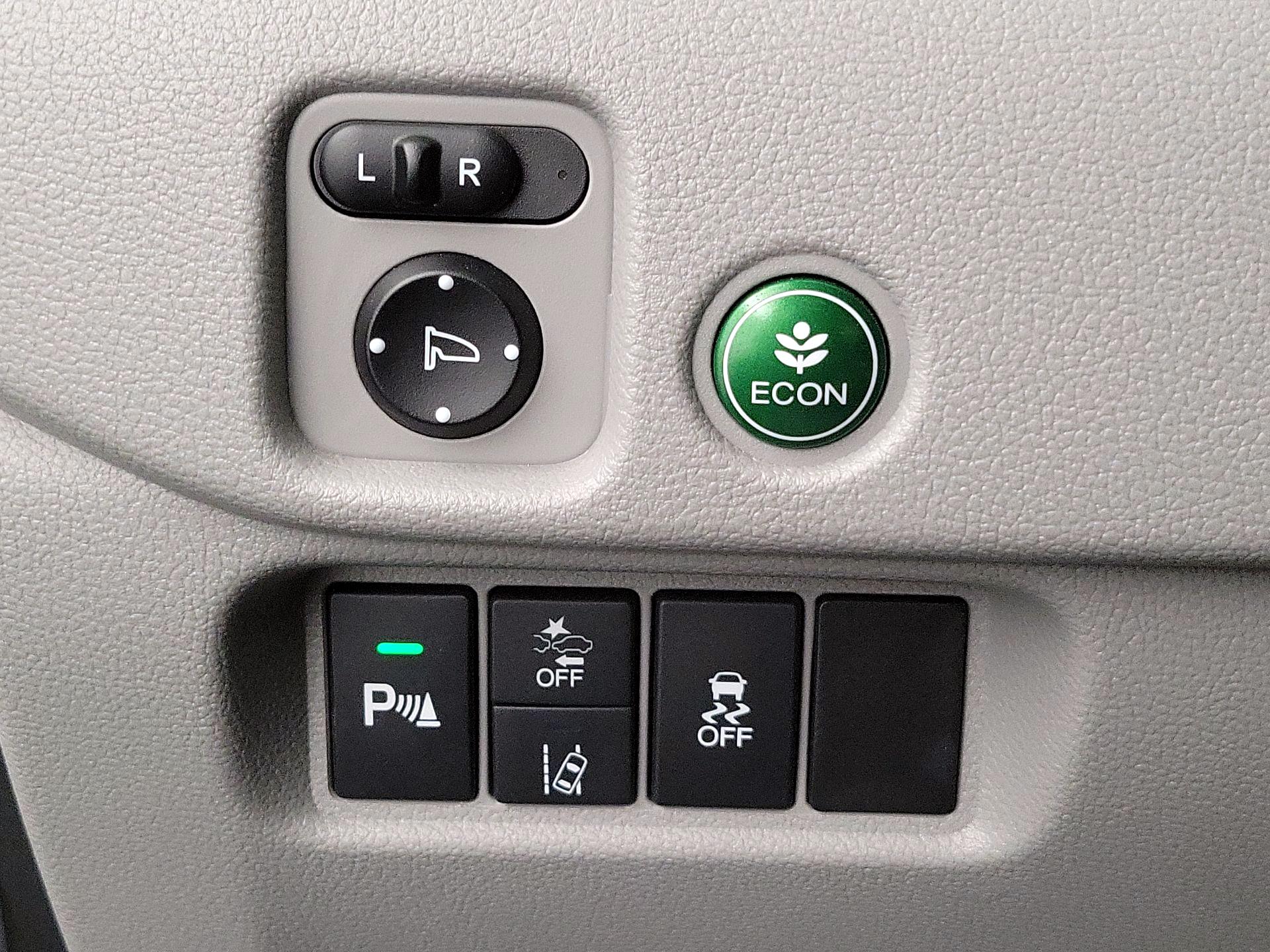 Thumbnail: 2019 Honda Pilot - 13