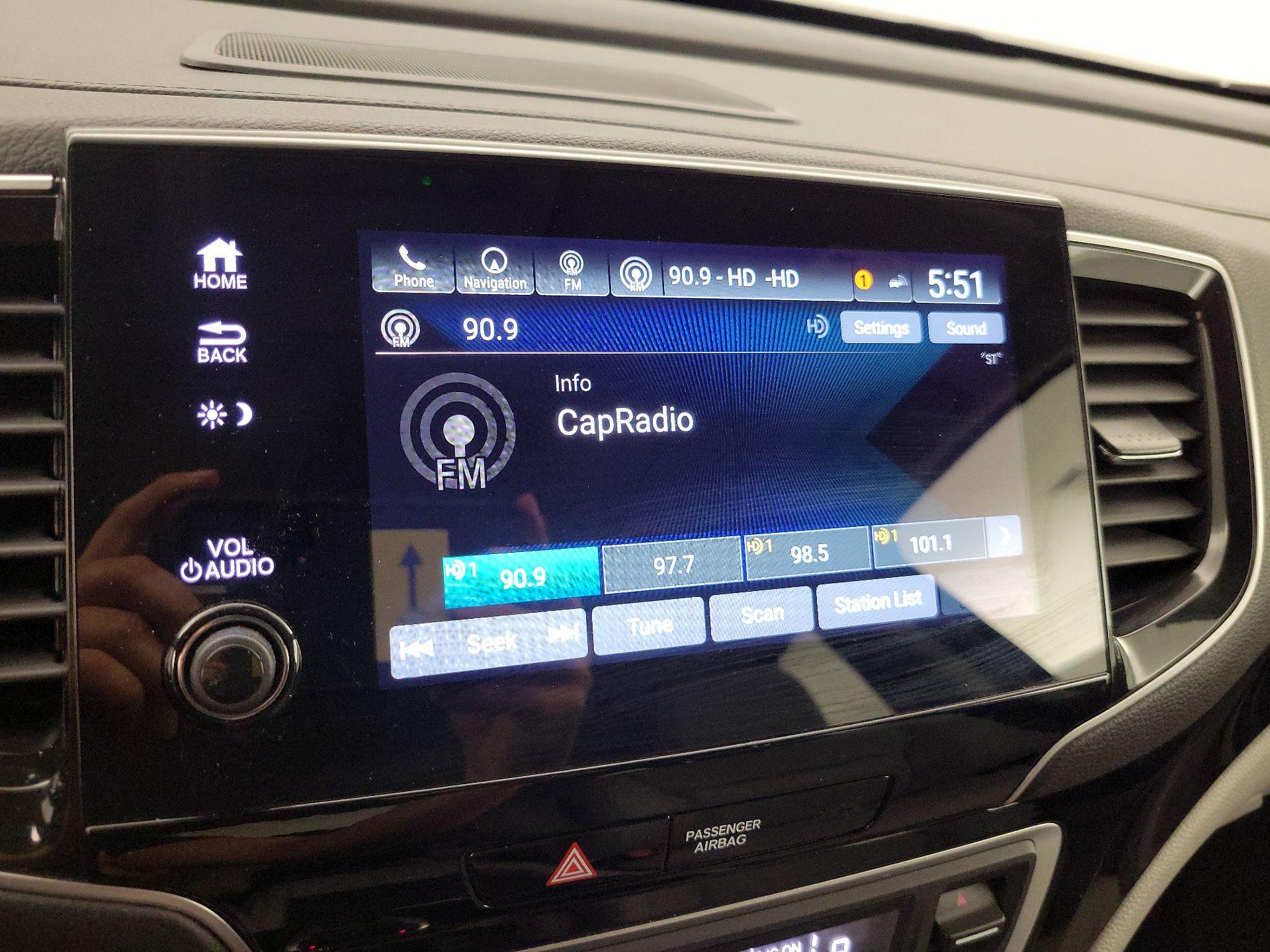 Thumbnail: 2019 Honda Pilot - 15