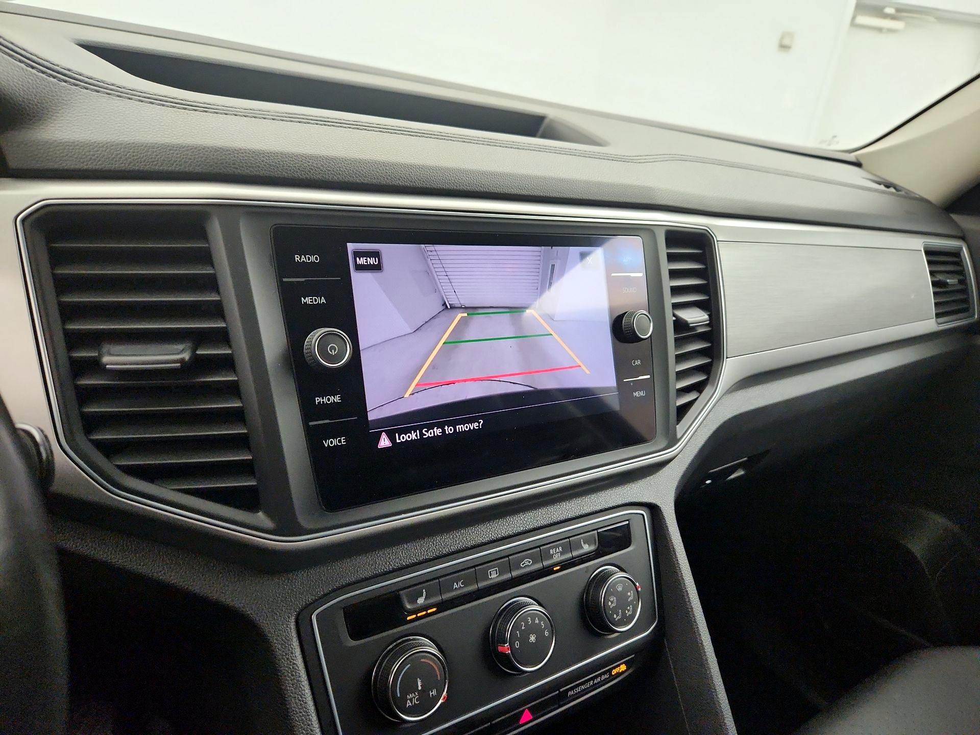 Thumbnail: 2018 Volkswagen Atlas - 14