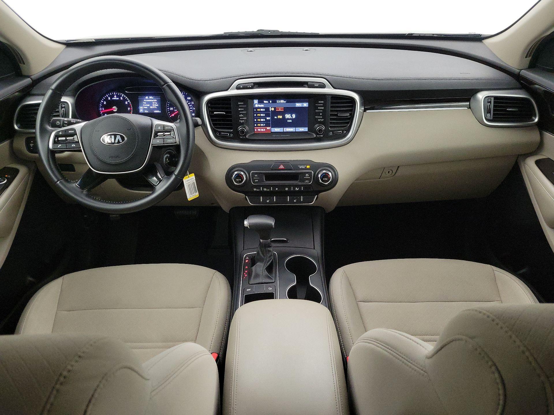 Thumbnail: 2019 Kia Sorento - 9