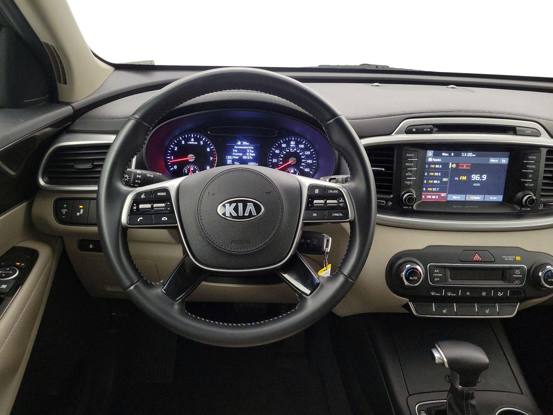 Thumbnail: 2019 Kia Sorento - 10