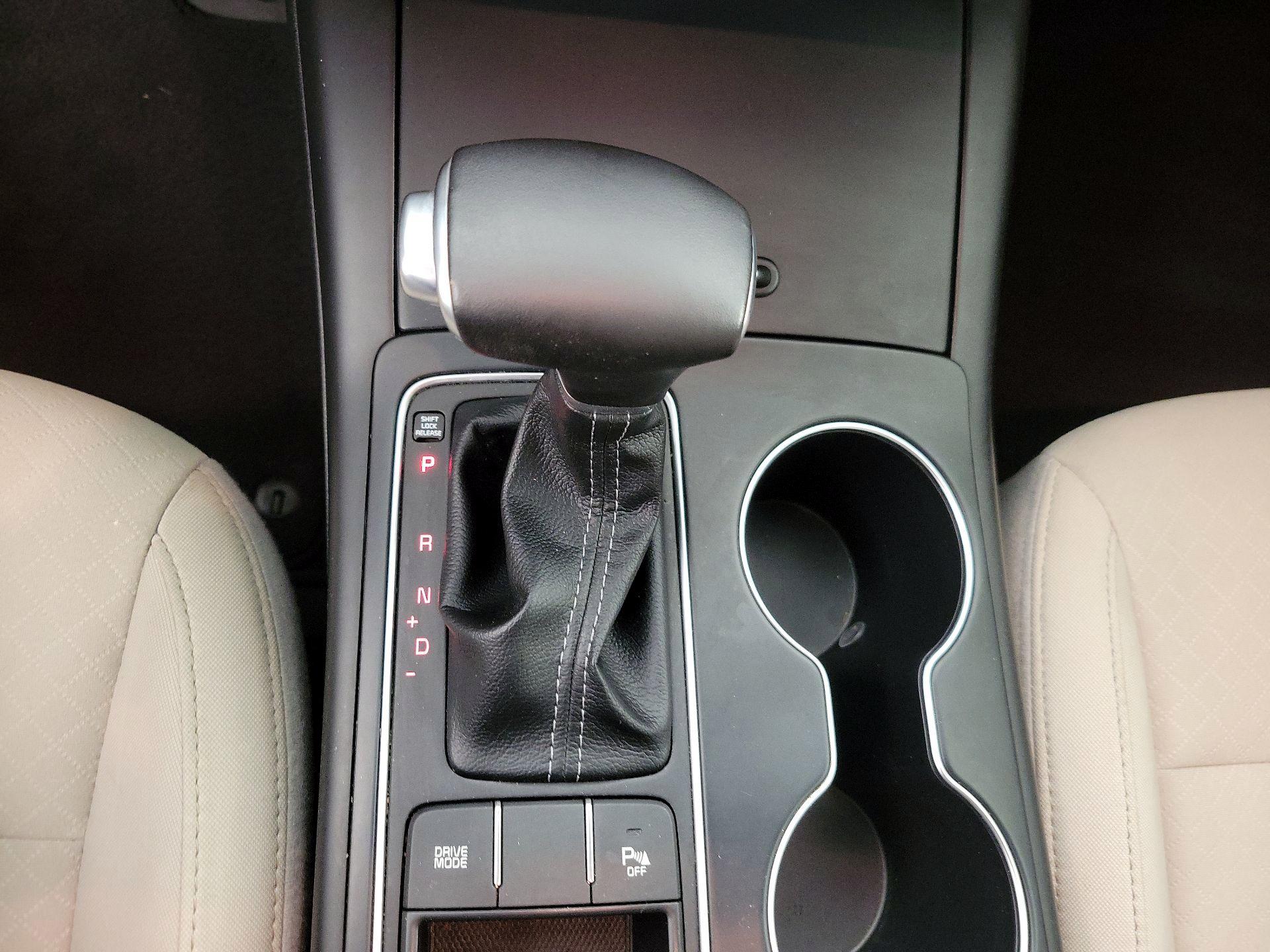 Thumbnail: 2019 Kia Sorento - 17