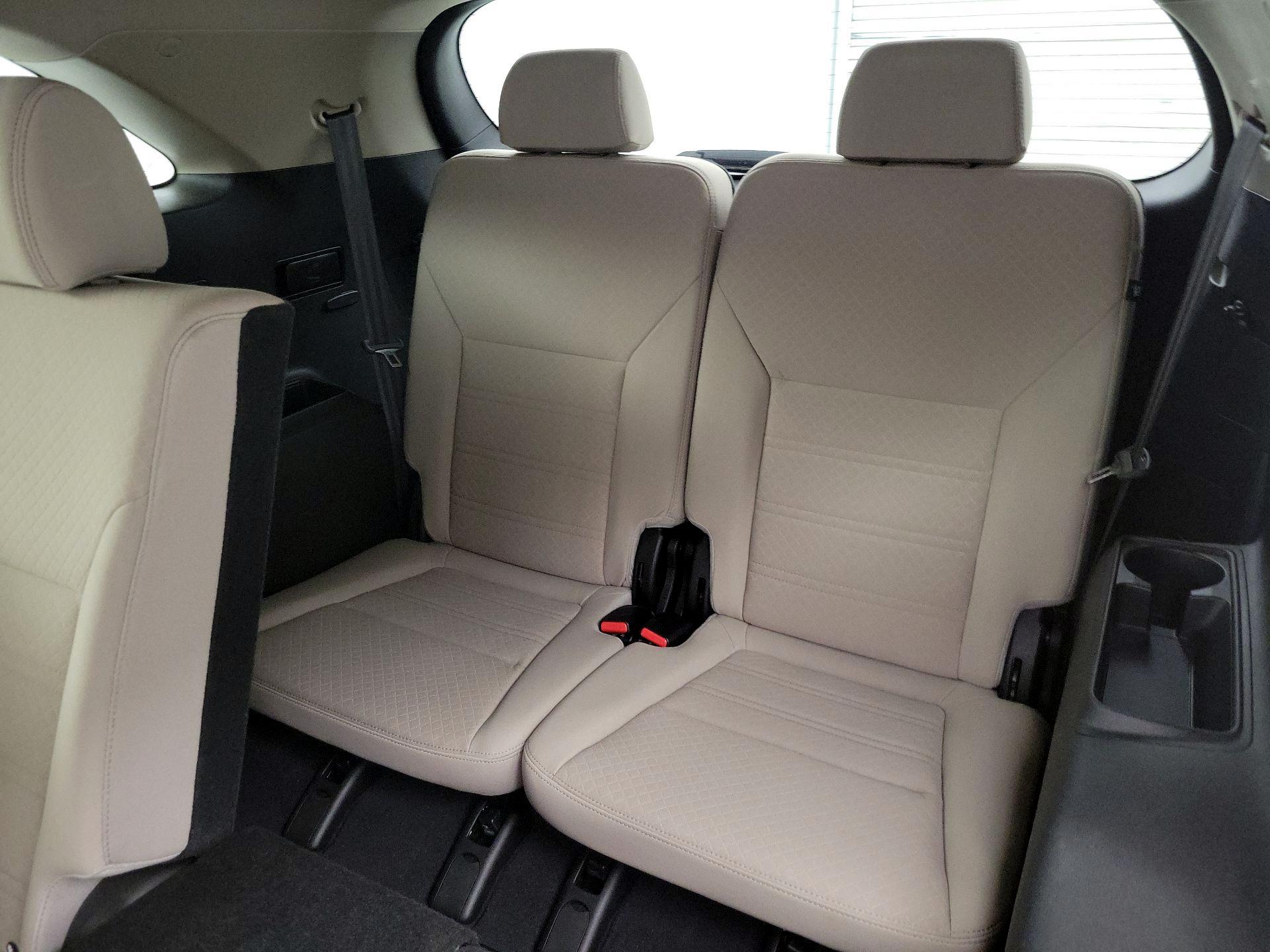 Thumbnail: 2019 Kia Sorento - 20