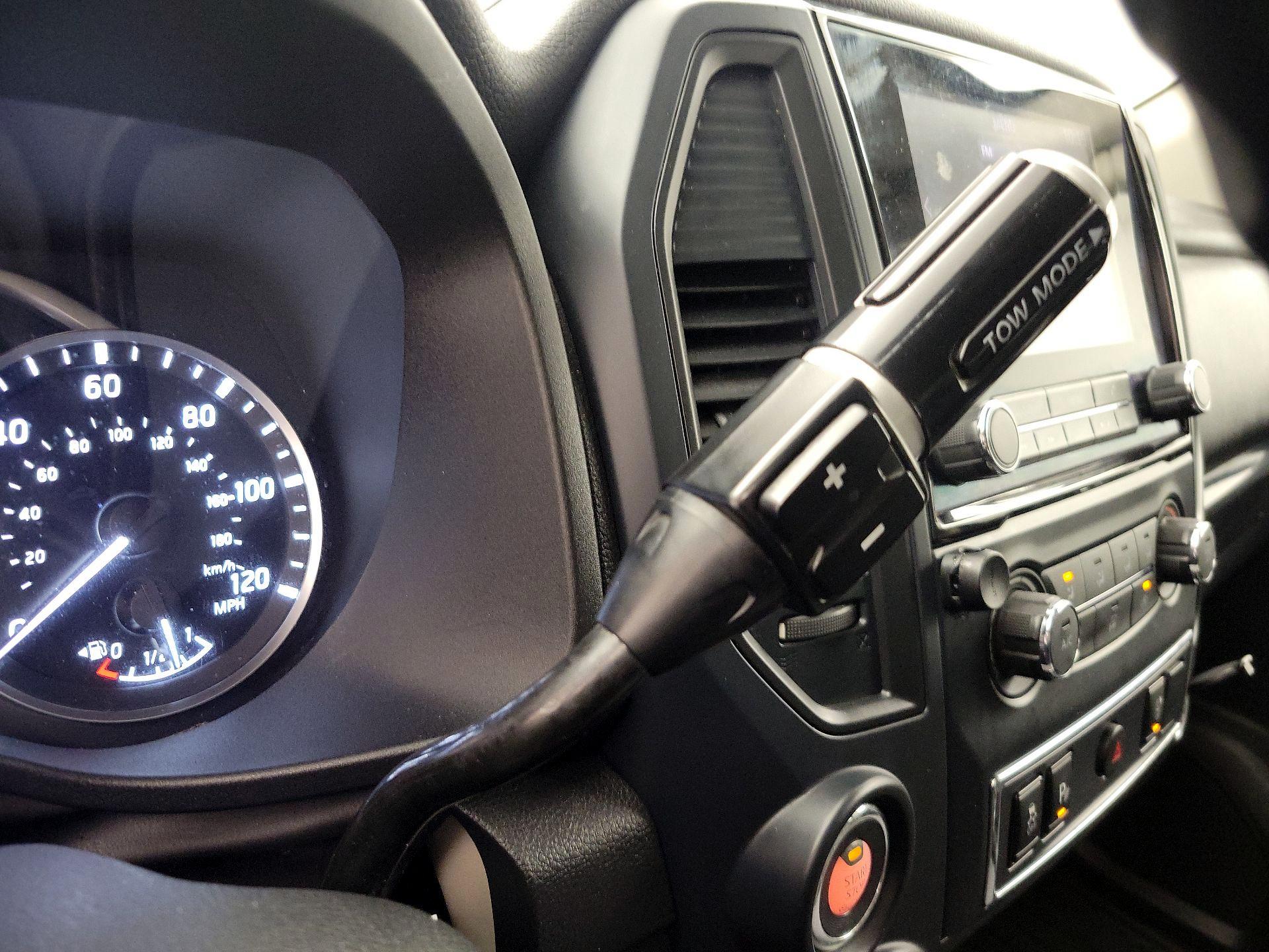 Thumbnail: 2022 Nissan Titan - 17