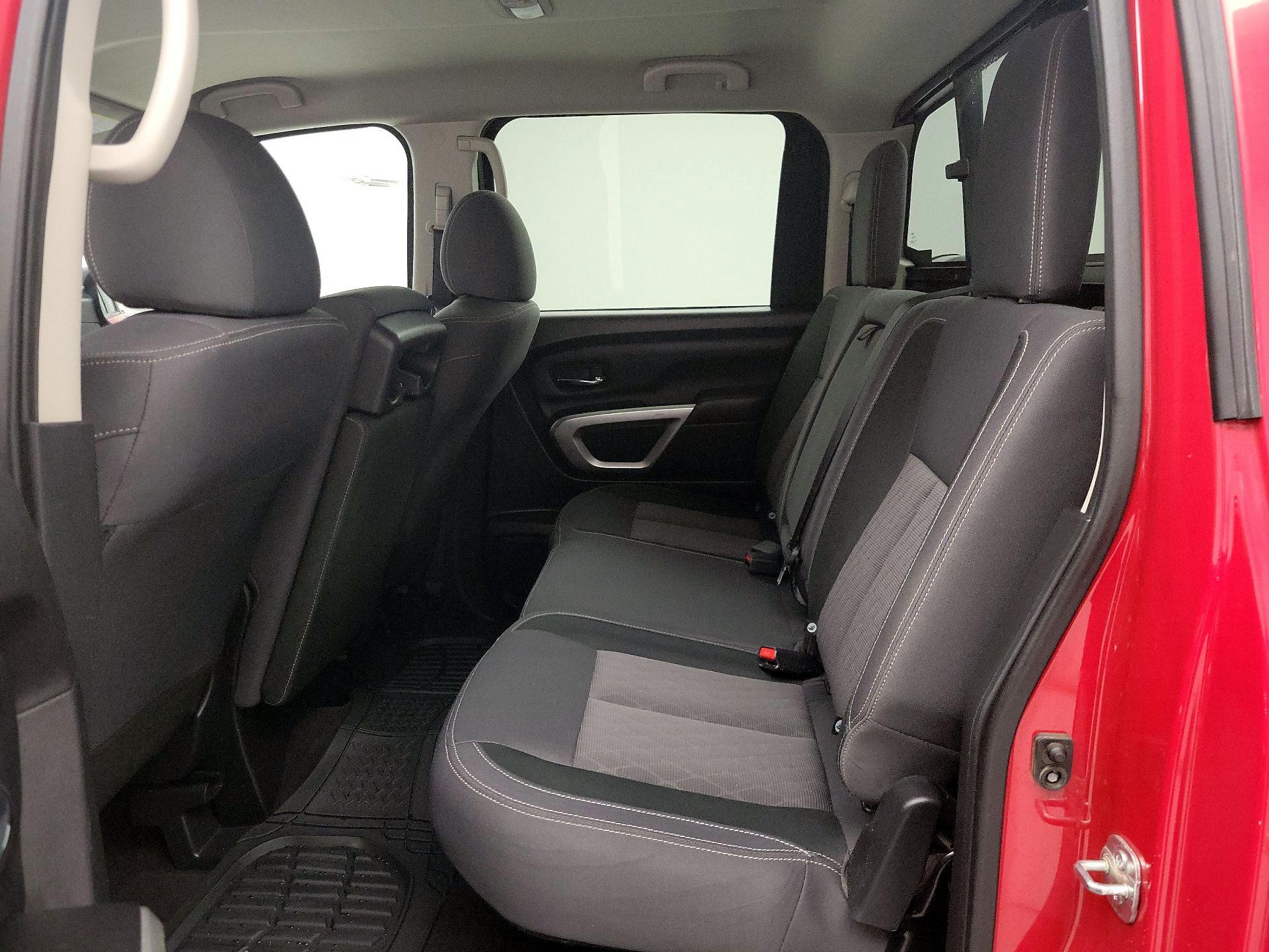 Thumbnail: 2022 Nissan Titan - 19