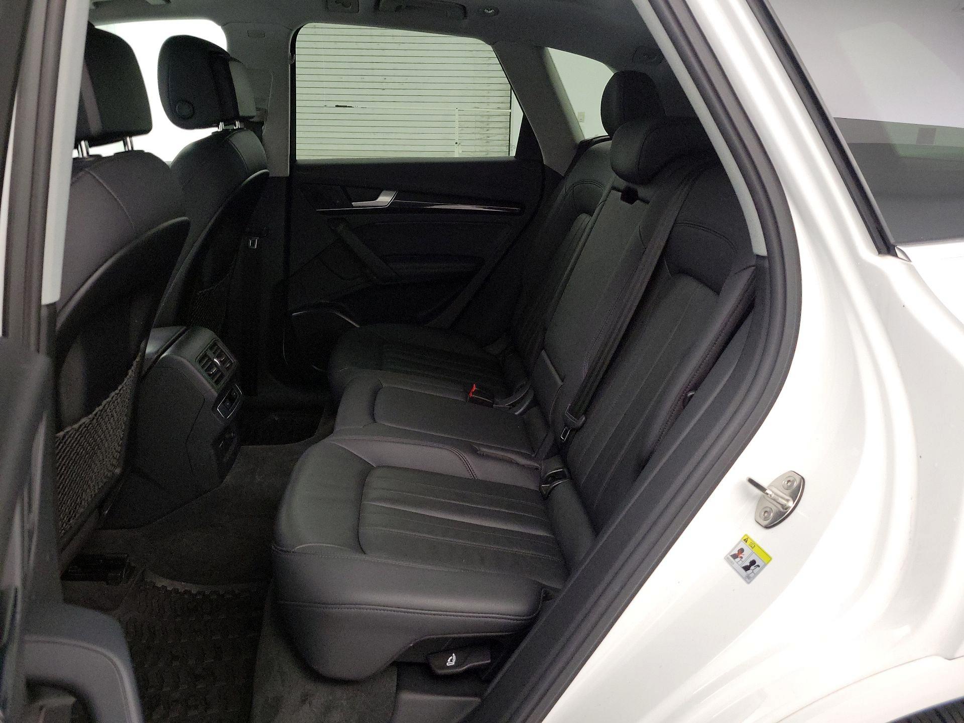 Thumbnail: 2020 Audi Q5 - 19