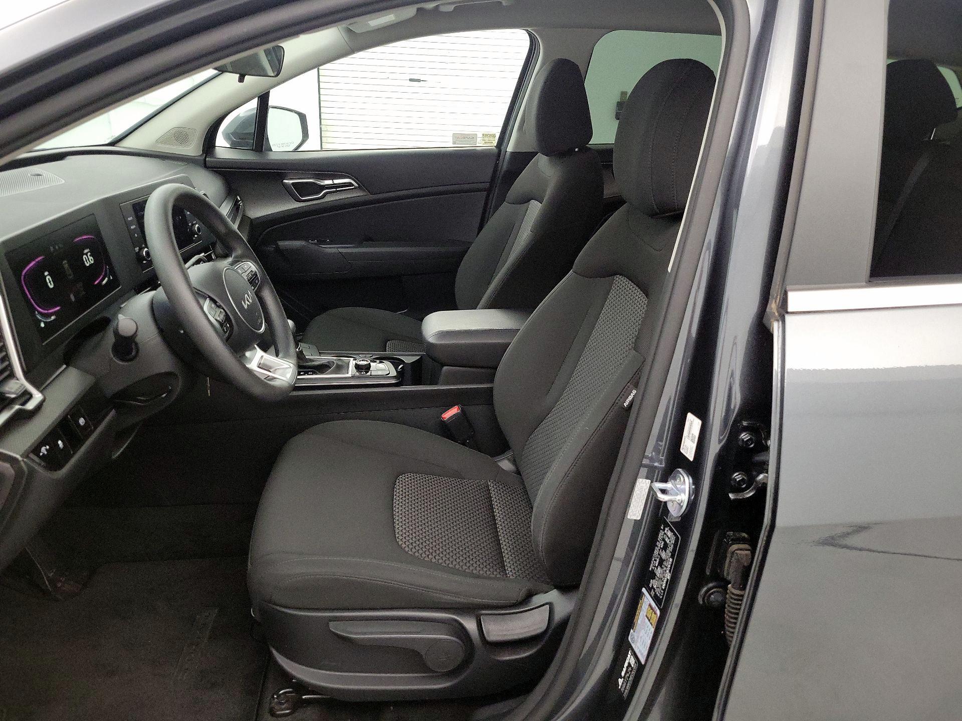 Thumbnail: 2024 Kia Sportage - 11