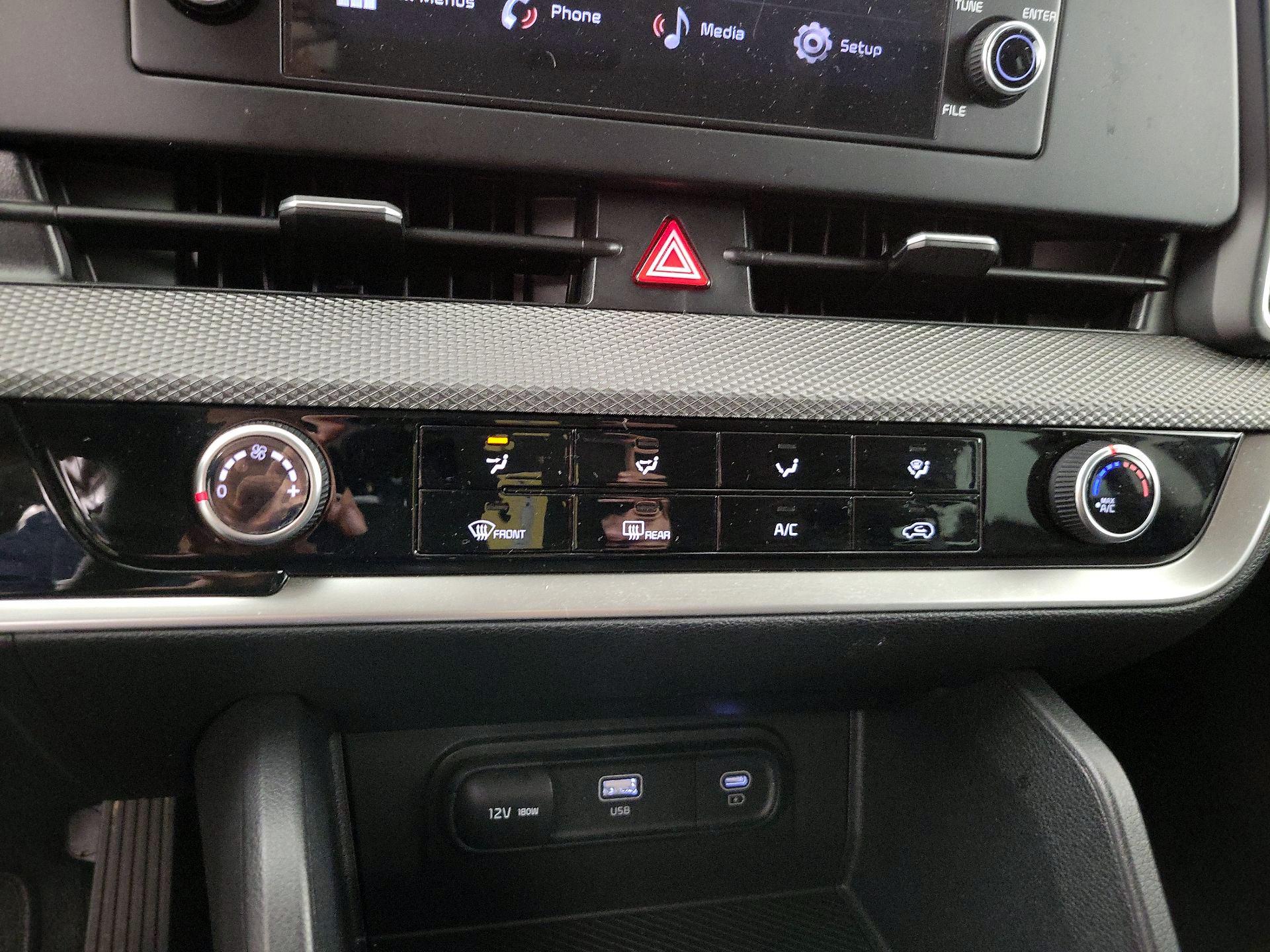 Thumbnail: 2024 Kia Sportage - 16