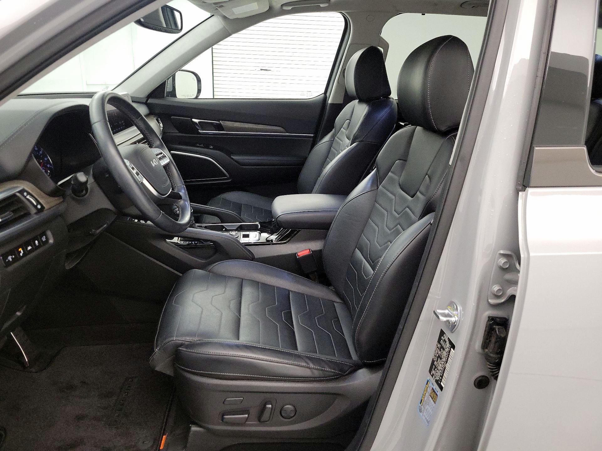 Thumbnail: 2022 Kia Telluride - 11