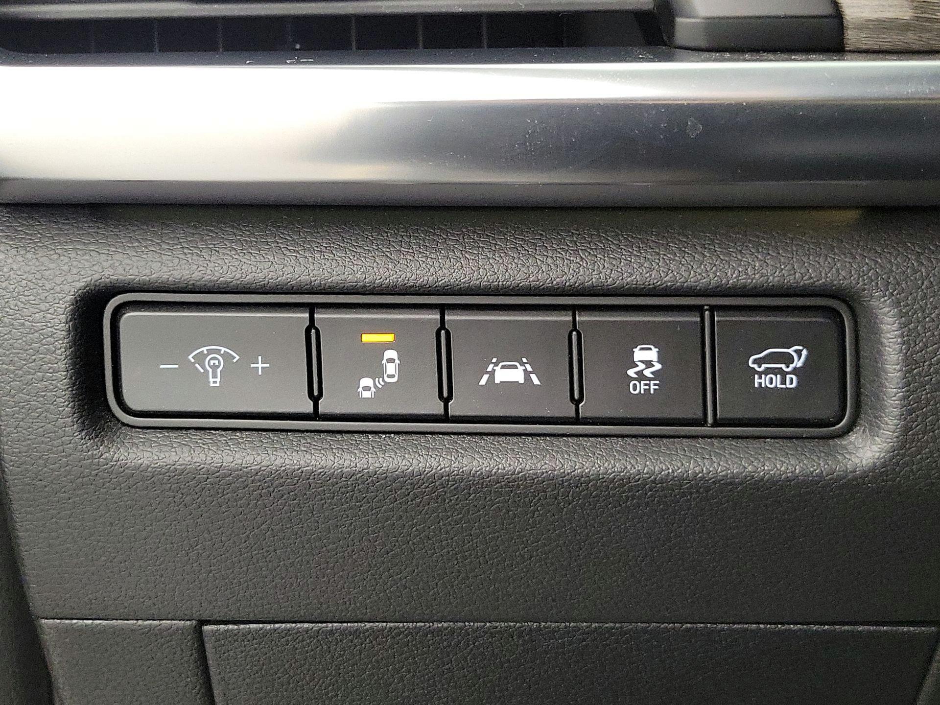 Thumbnail: 2022 Kia Telluride - 13