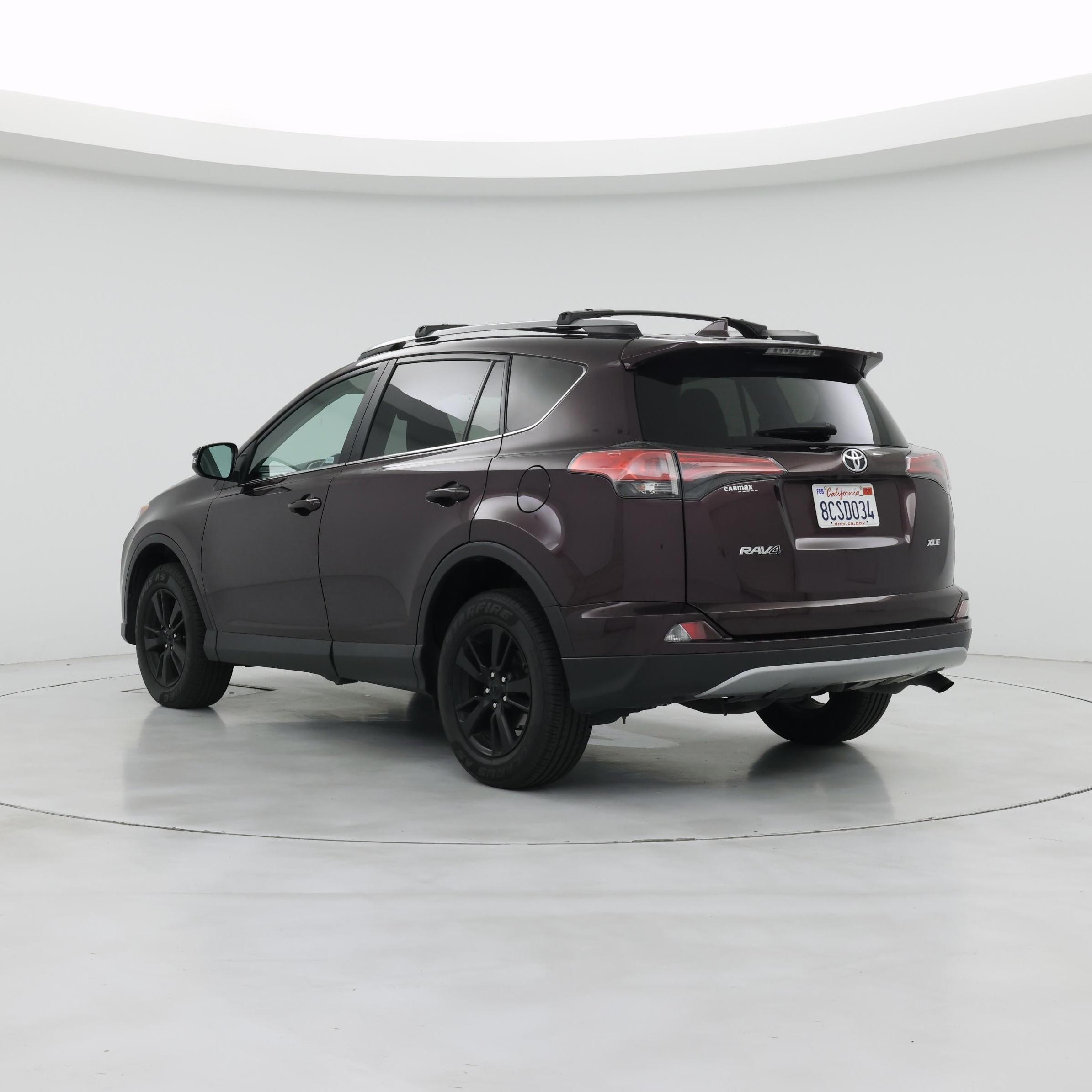 Thumbnail: 2018 Toyota RAV4 - 2