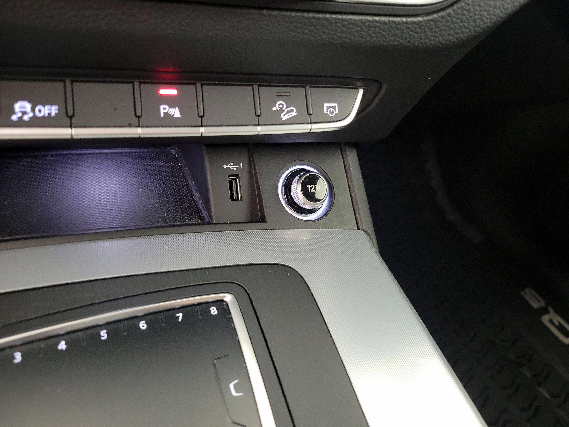 Thumbnail: 2020 Audi Q5 - 18