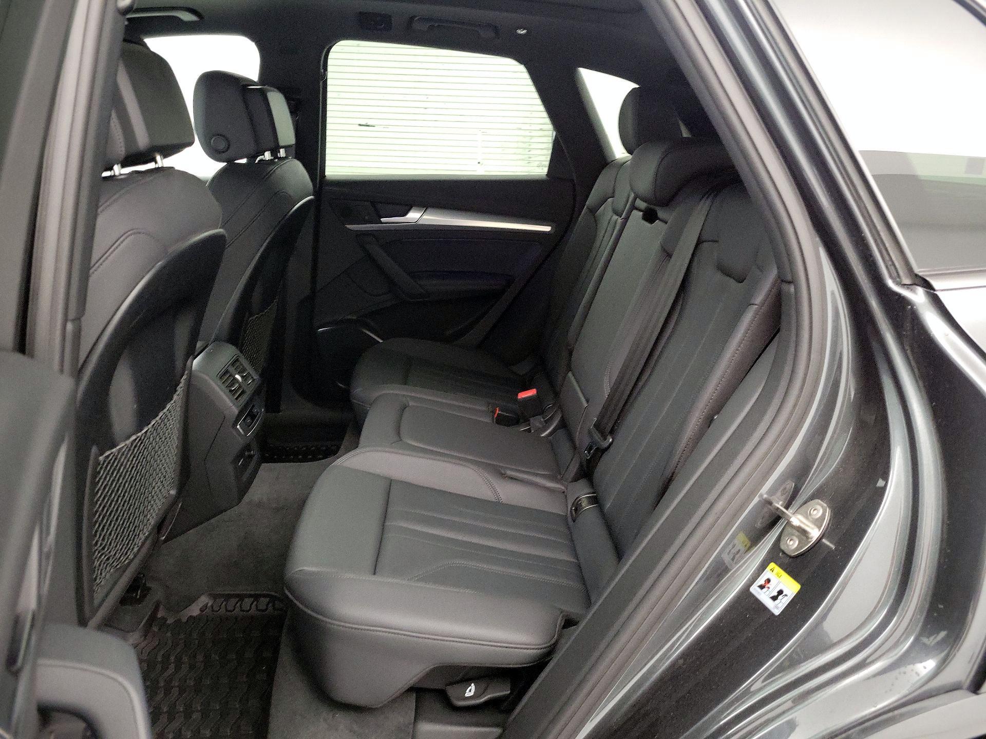 Thumbnail: 2020 Audi Q5 - 19