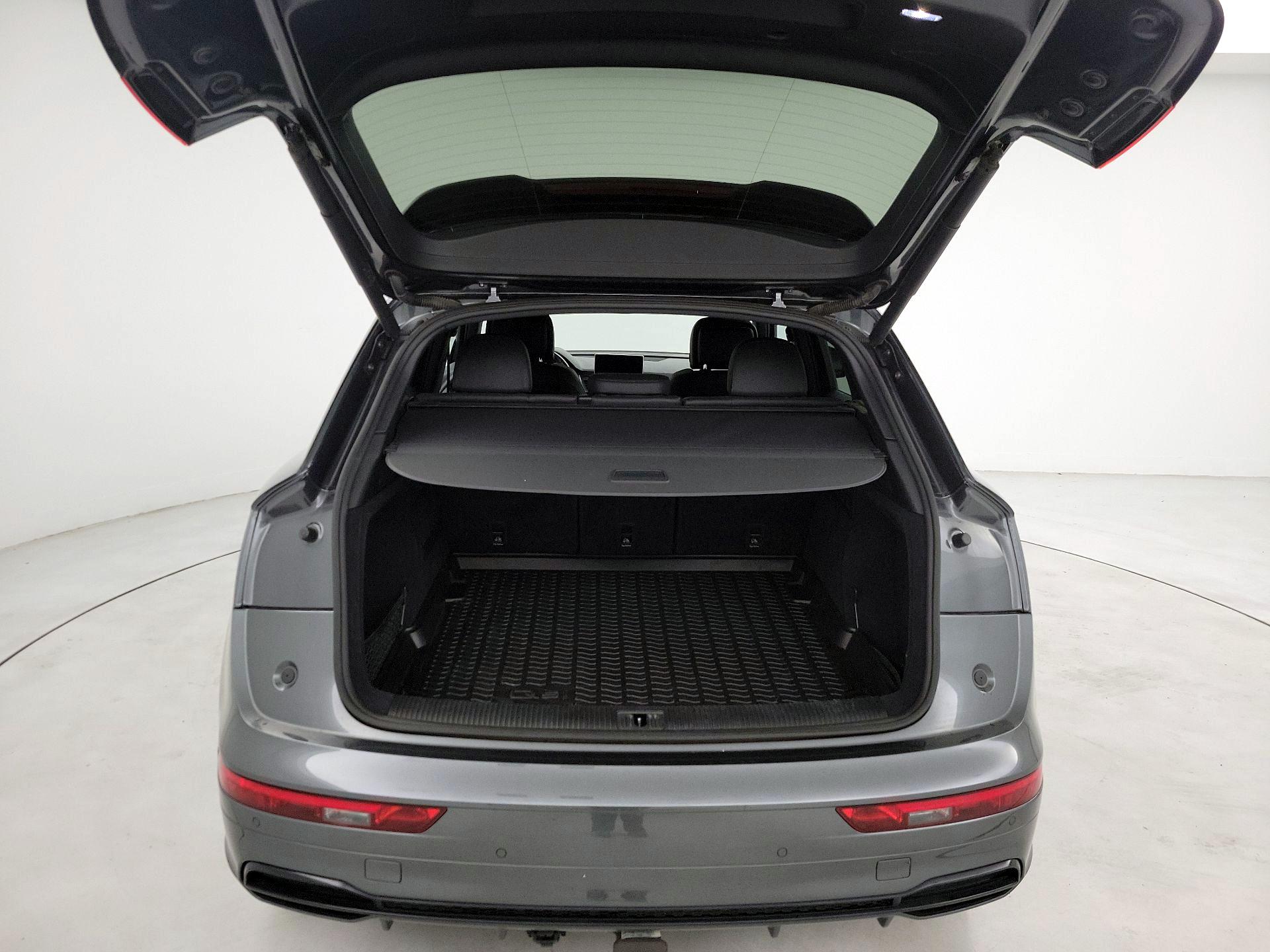 Thumbnail: 2020 Audi Q5 - 20