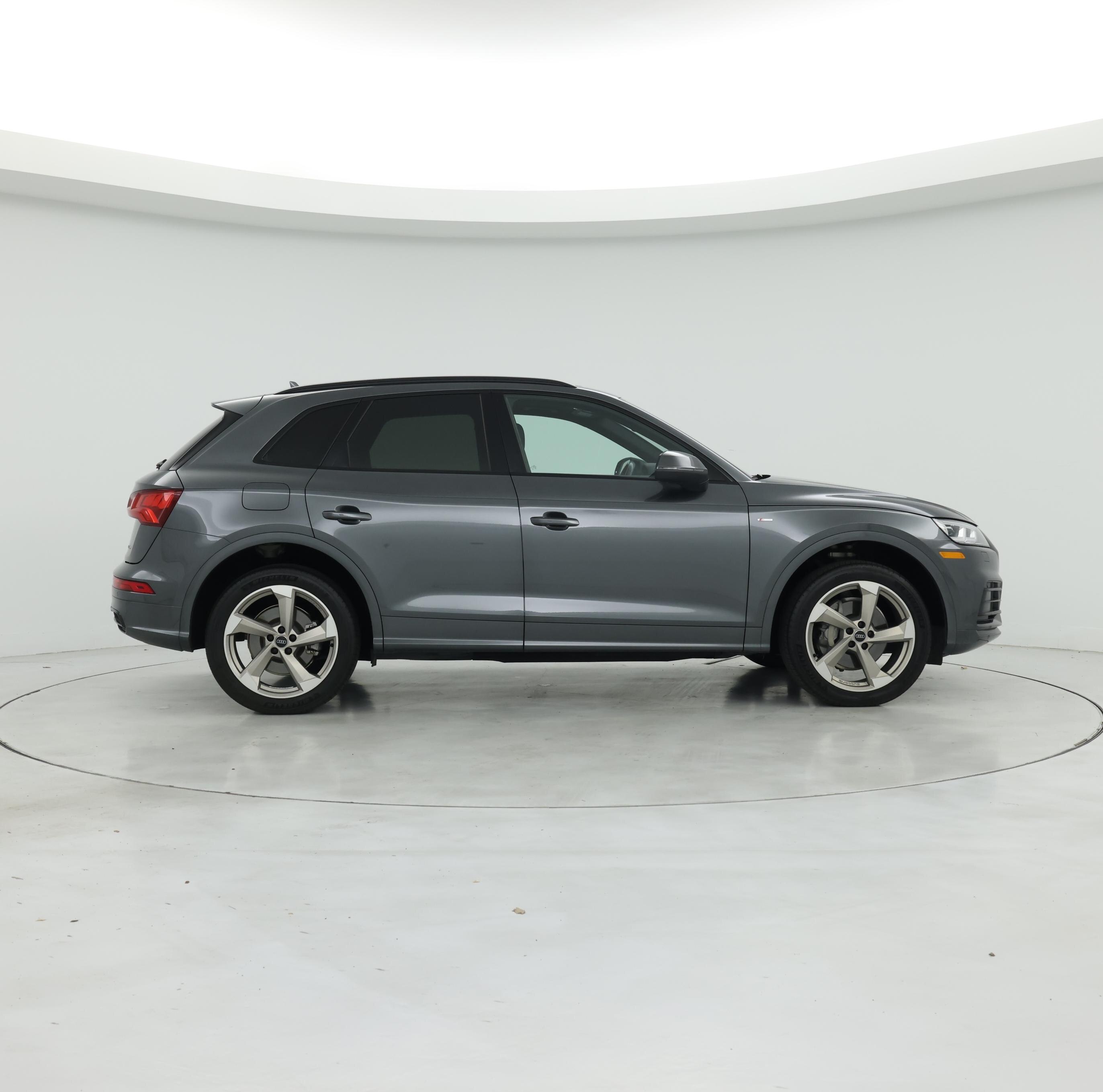 Thumbnail: 2020 Audi Q5 - 7