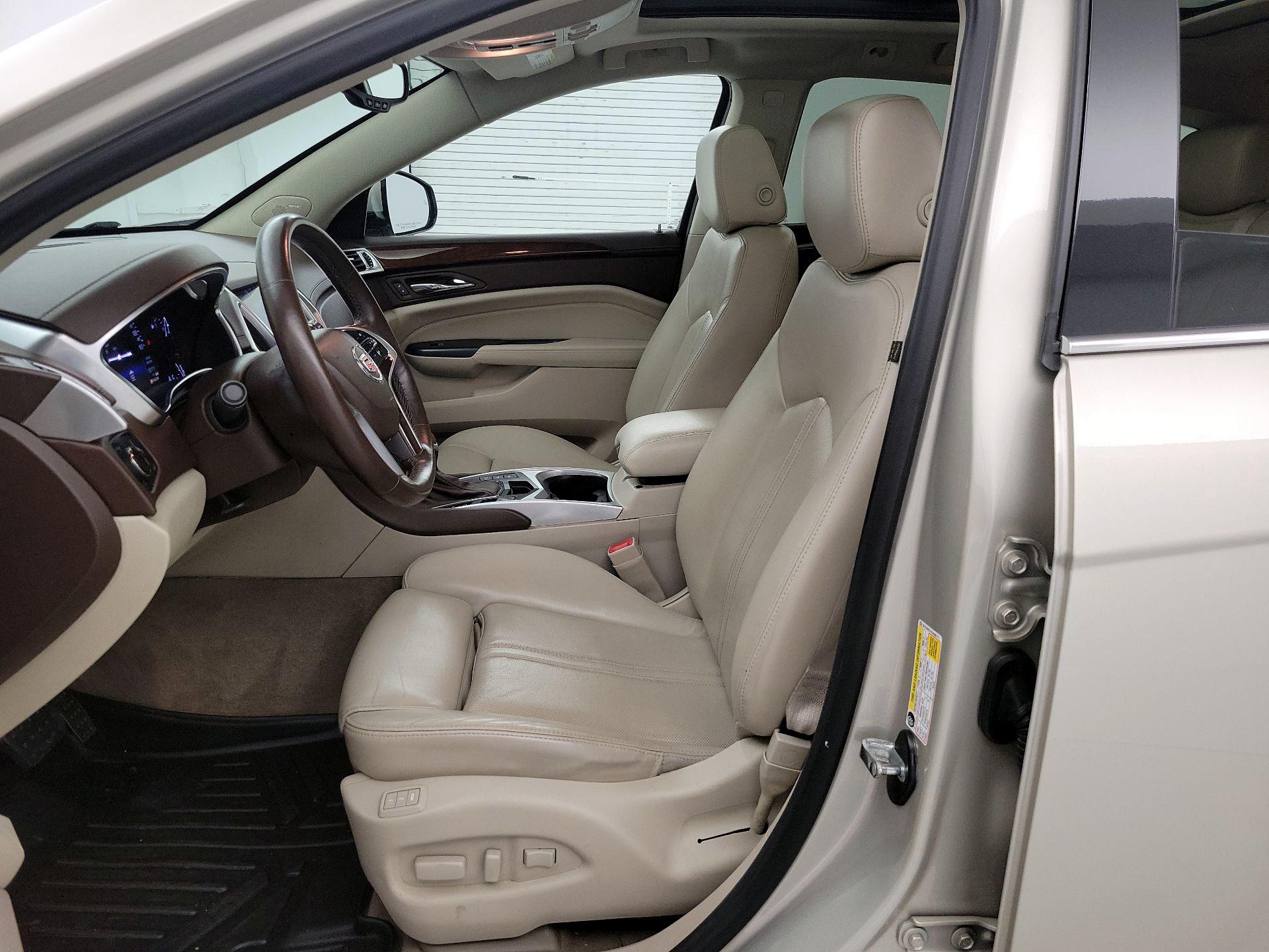 Thumbnail: 2016 Cadillac SRX - 11