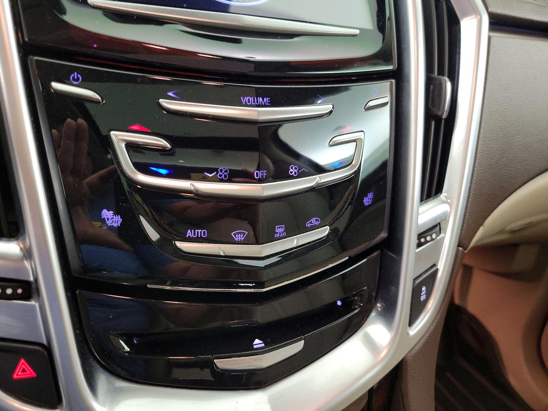 Thumbnail: 2016 Cadillac SRX - 15