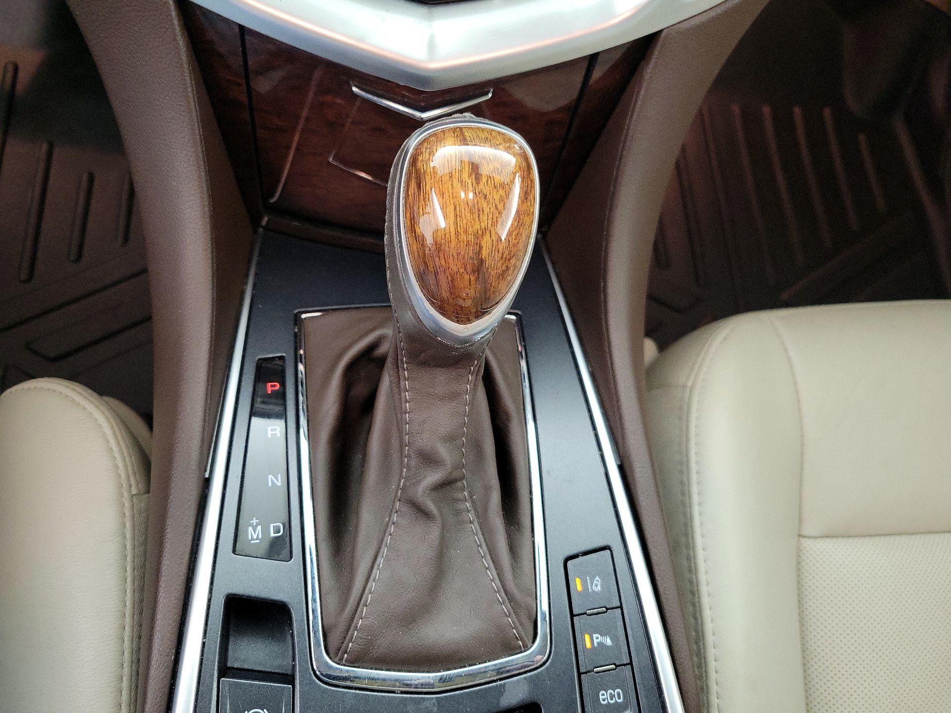 Thumbnail: 2016 Cadillac SRX - 16