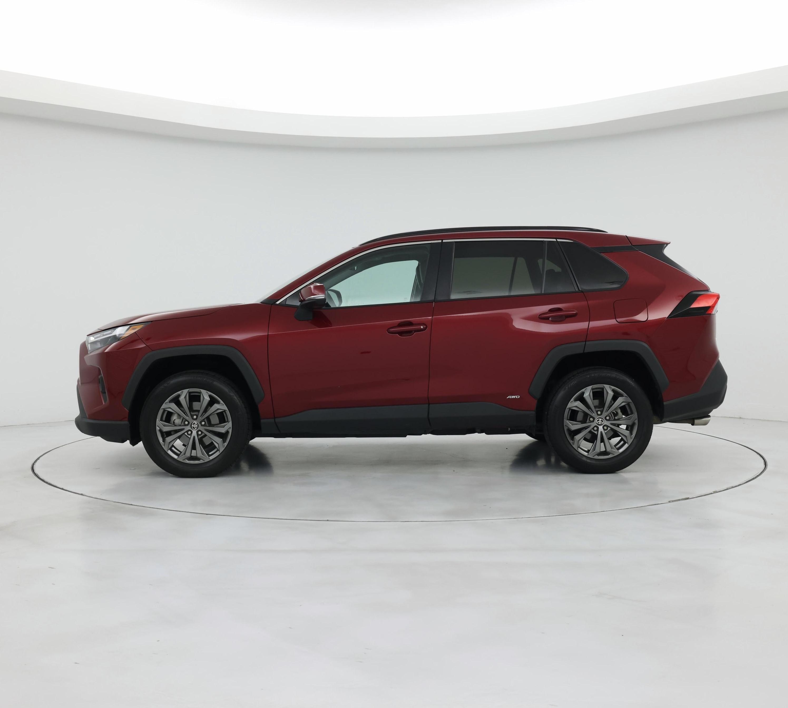 Thumbnail: 2022 Toyota RAV4 - 3