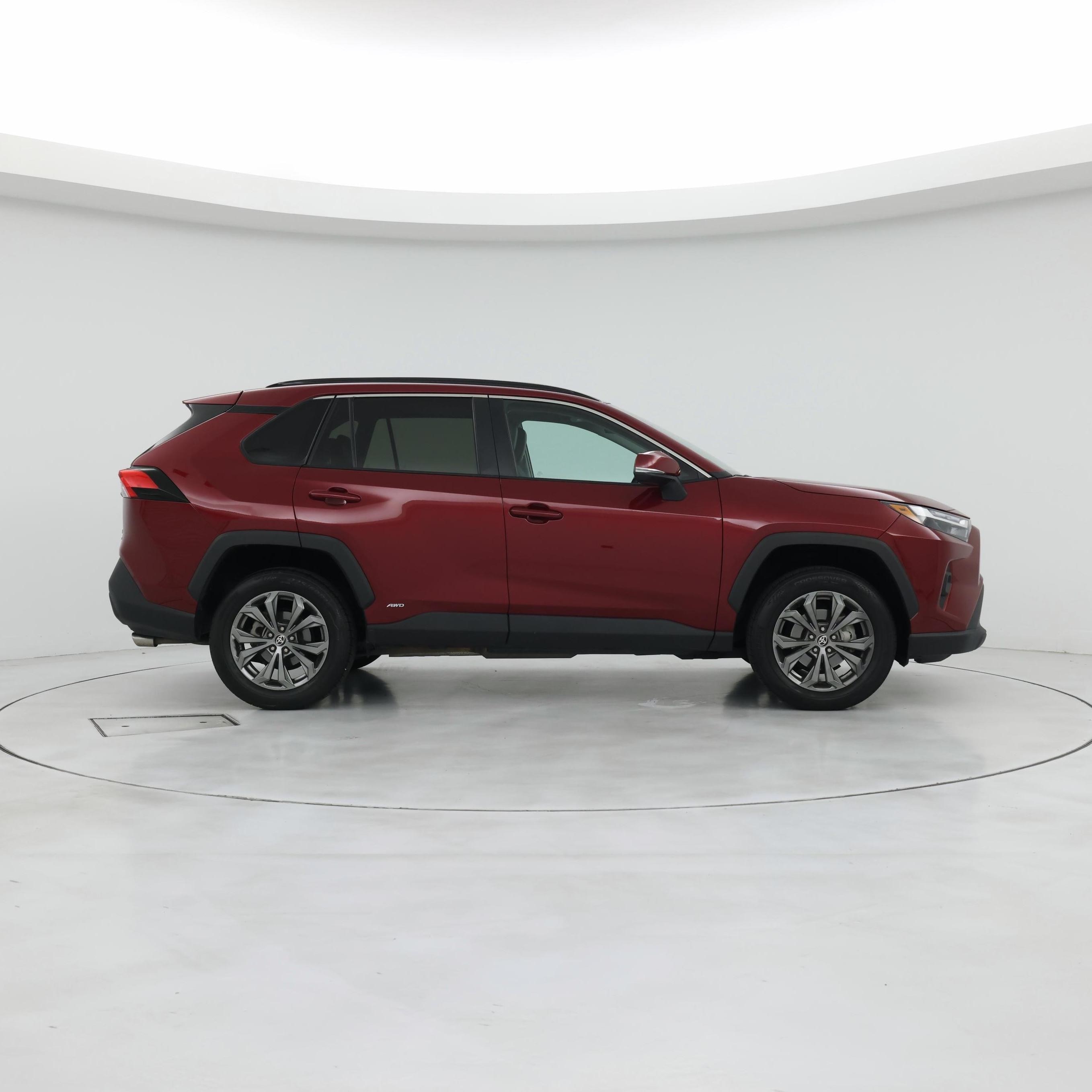 Thumbnail: 2022 Toyota RAV4 - 7