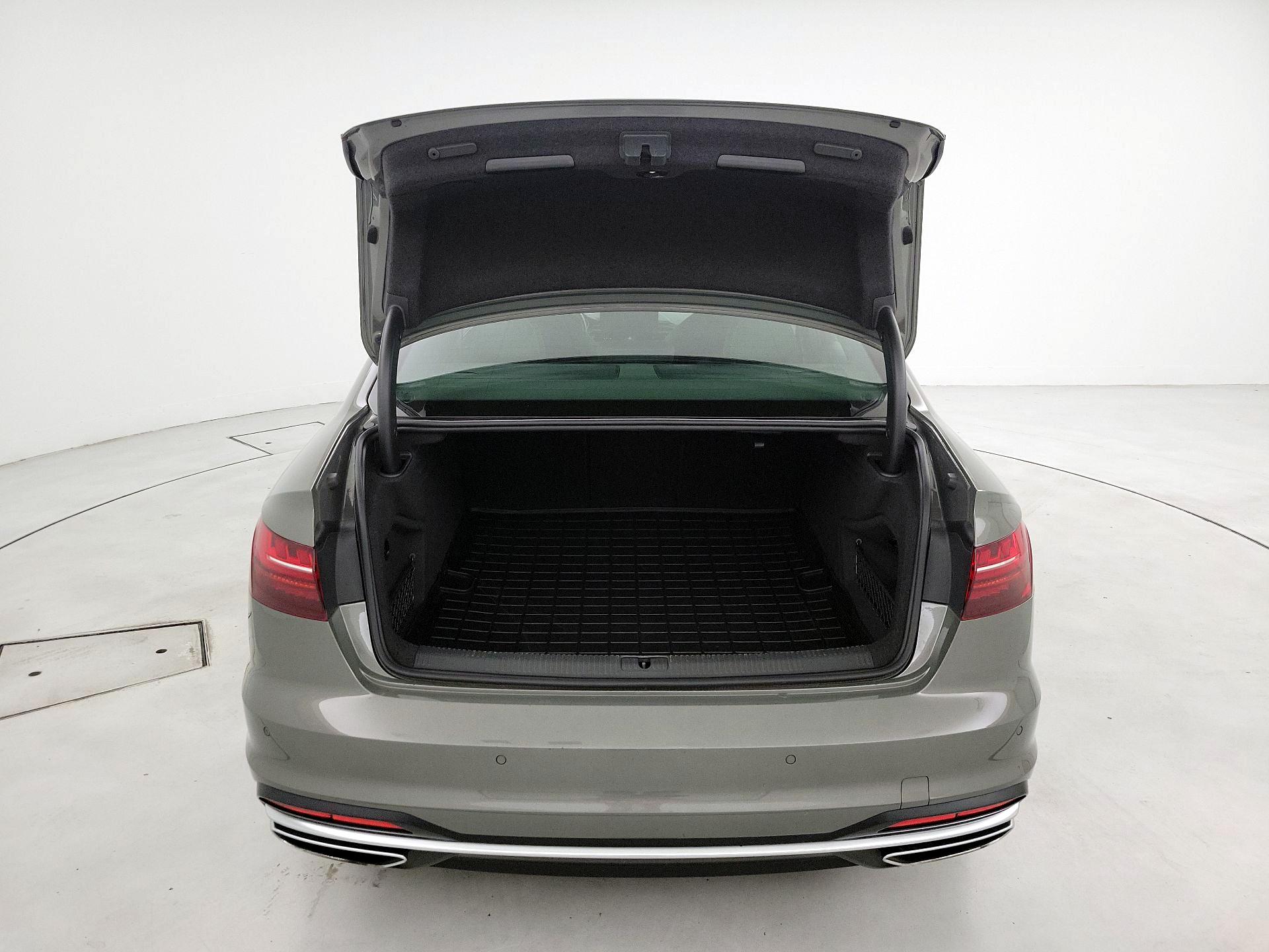 Thumbnail: 2023 Audi A4 - 19