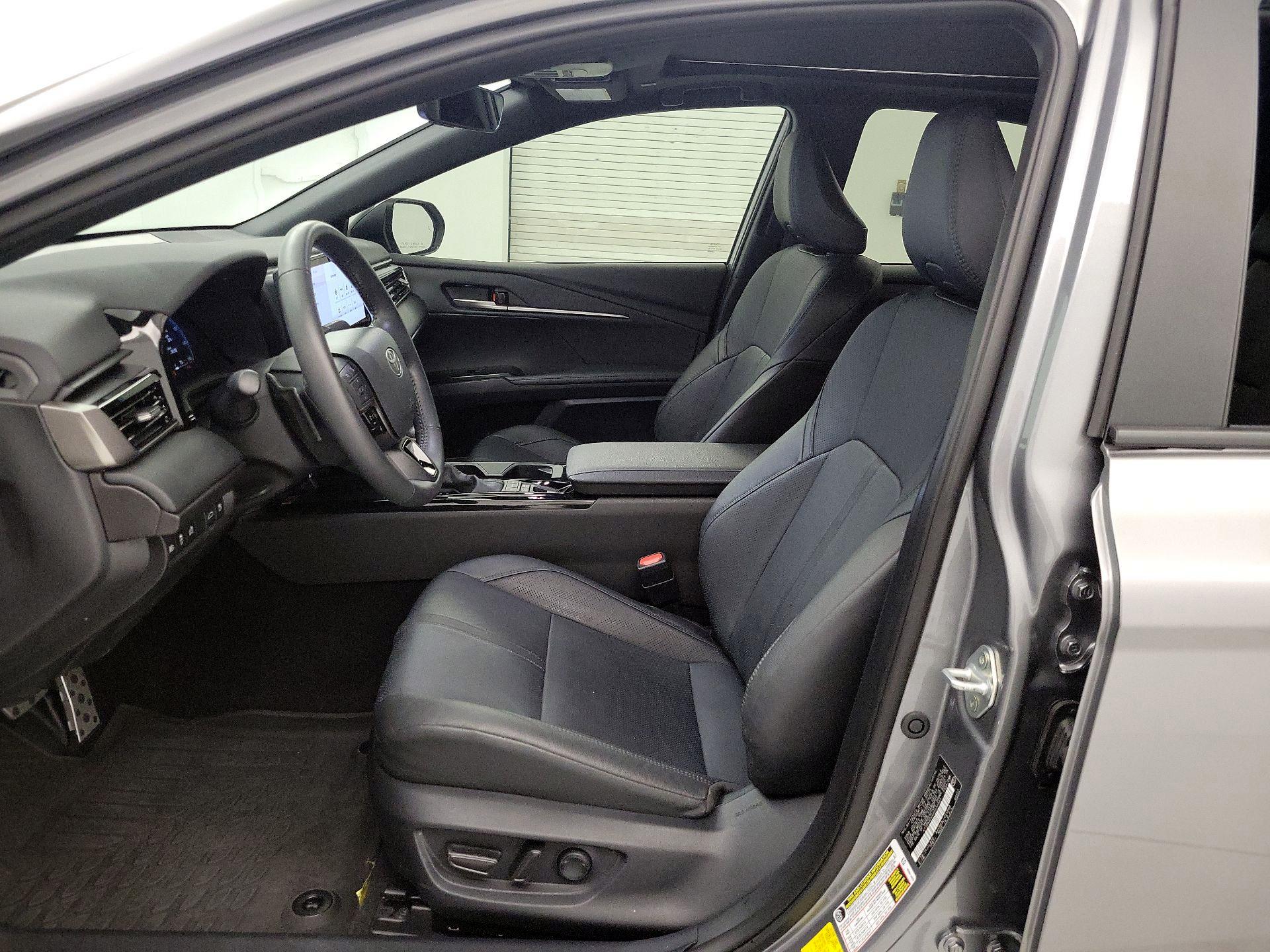 Thumbnail: 2025 Toyota Camry - 11