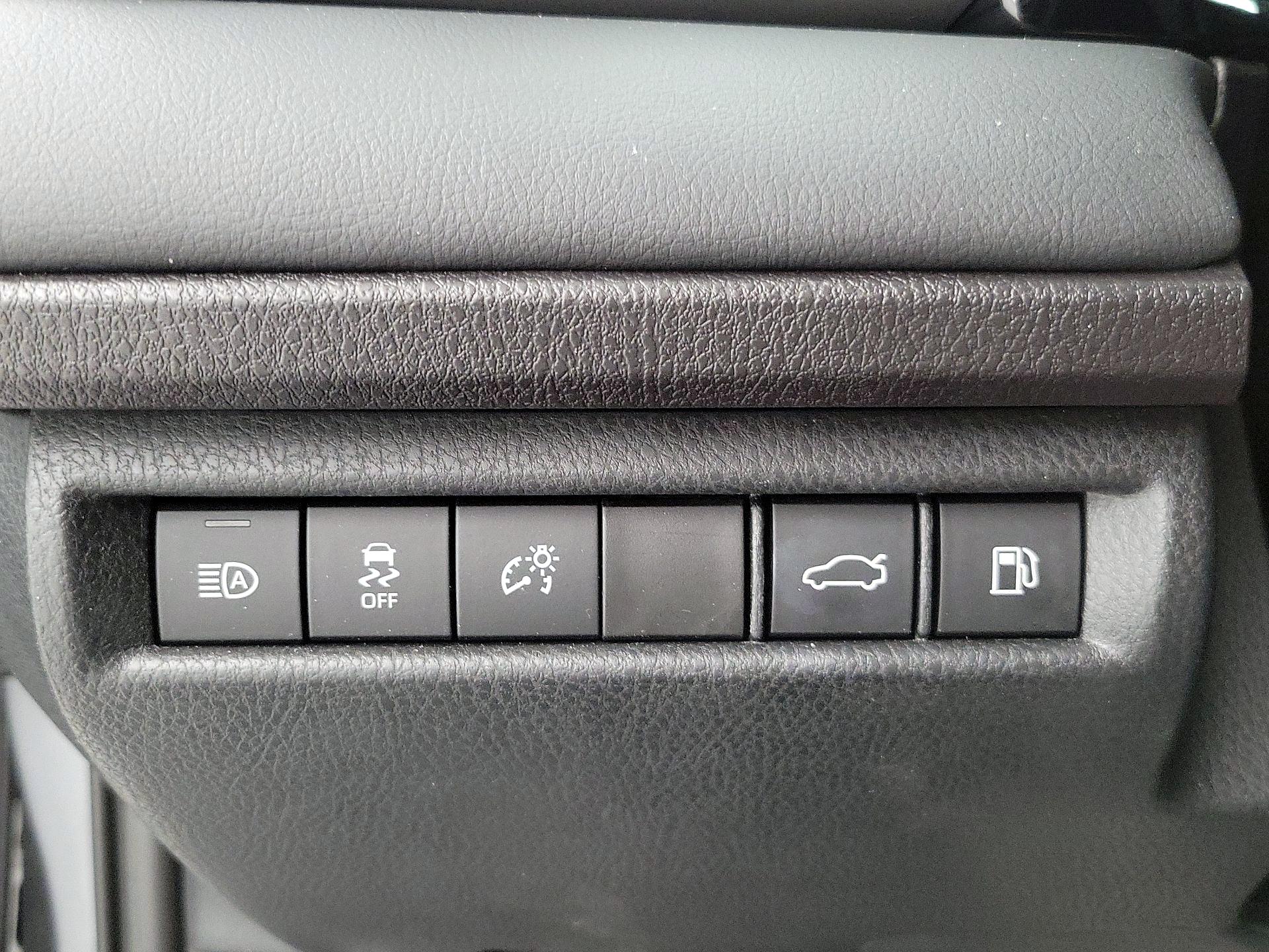 Thumbnail: 2025 Toyota Camry - 13