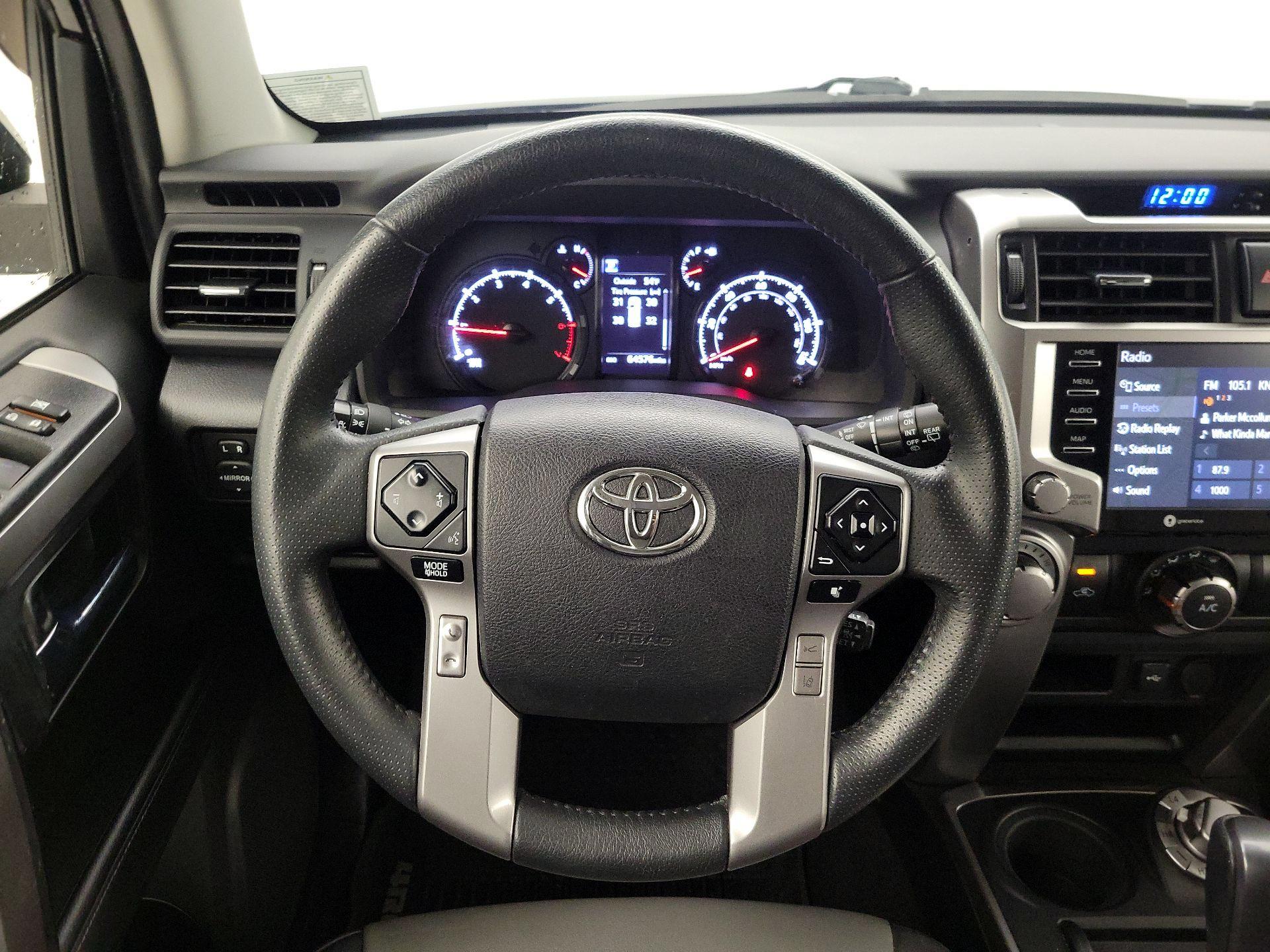 Thumbnail: 2020 Toyota 4Runner - 10