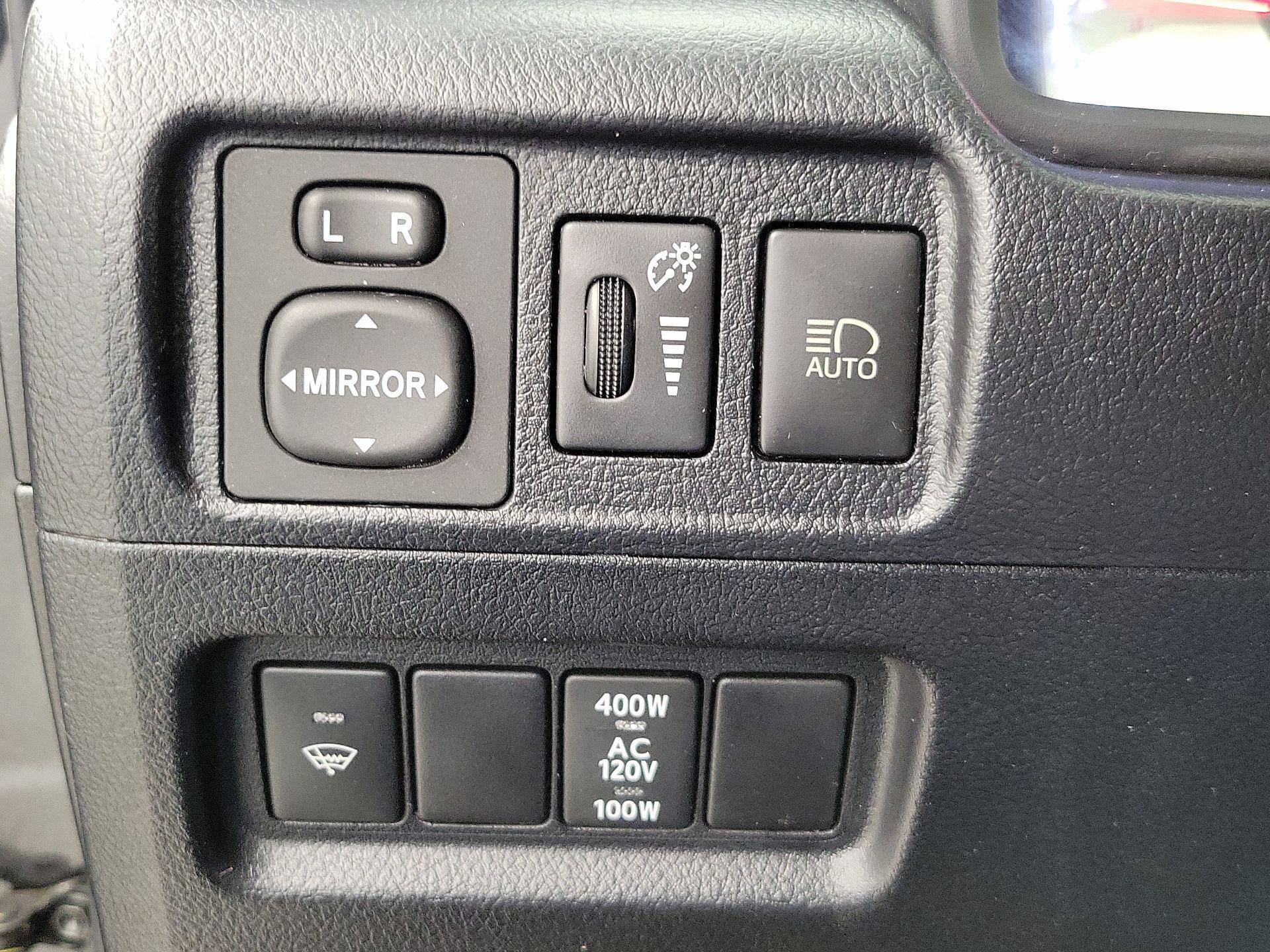 Thumbnail: 2020 Toyota 4Runner - 13