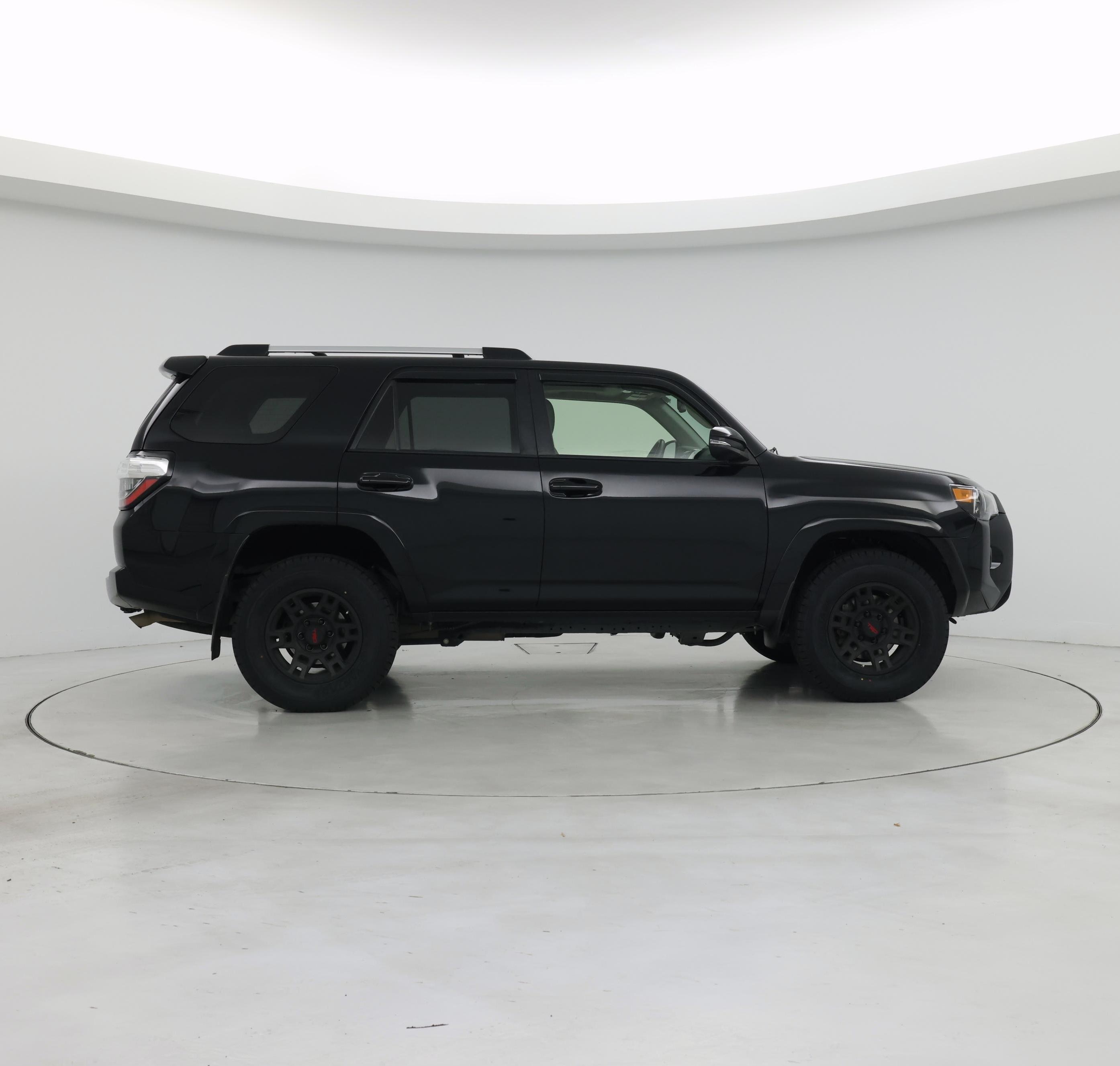 Thumbnail: 2020 Toyota 4Runner - 7