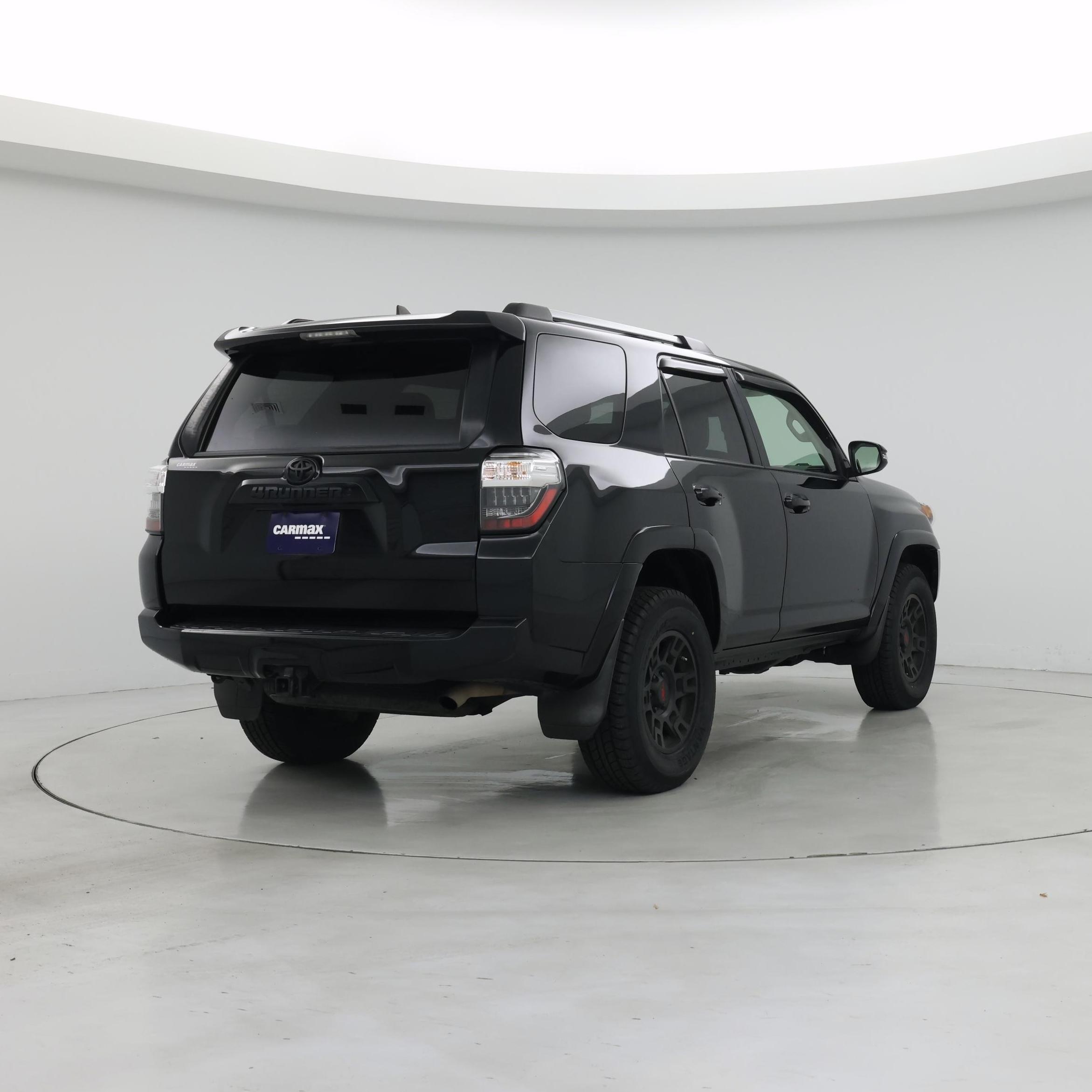 Thumbnail: 2020 Toyota 4Runner - 8