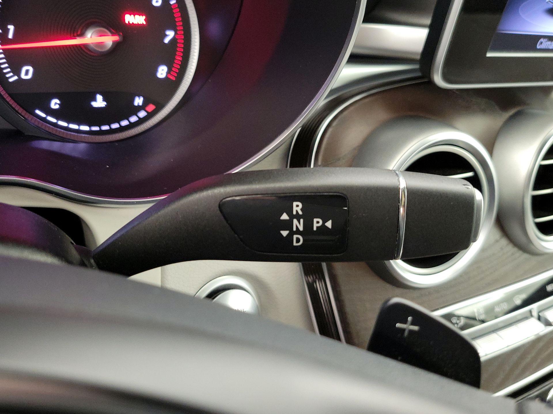 Thumbnail: 2018 Mercedes-Benz C-Class - 16