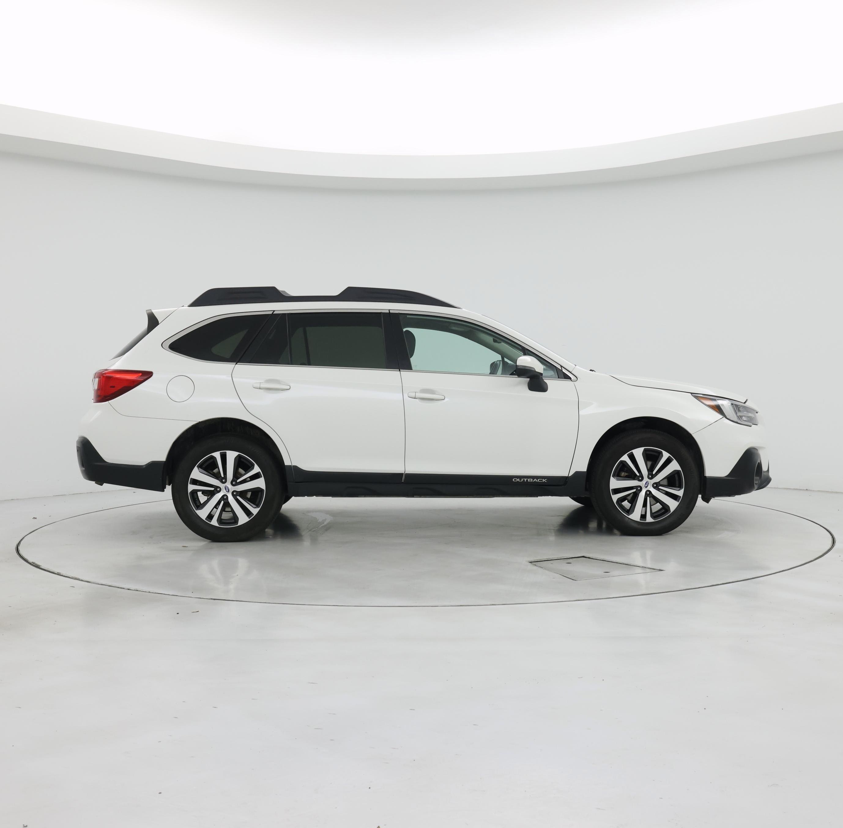 Thumbnail: 2018 Subaru Outback - 7