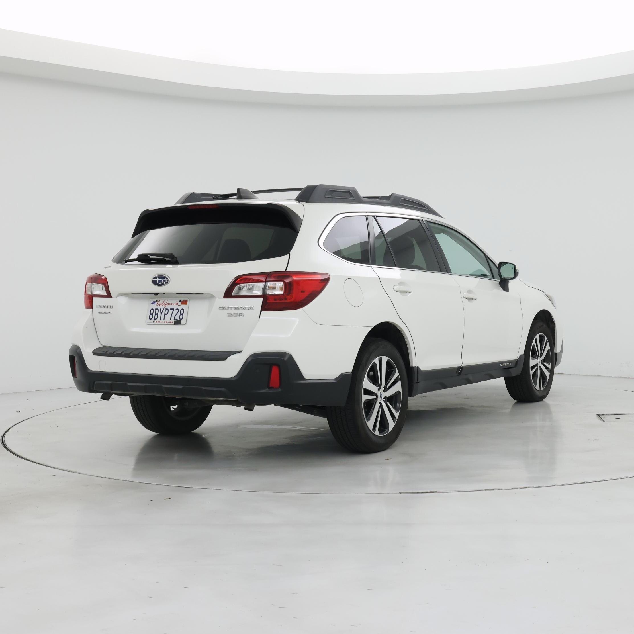 Thumbnail: 2018 Subaru Outback - 8