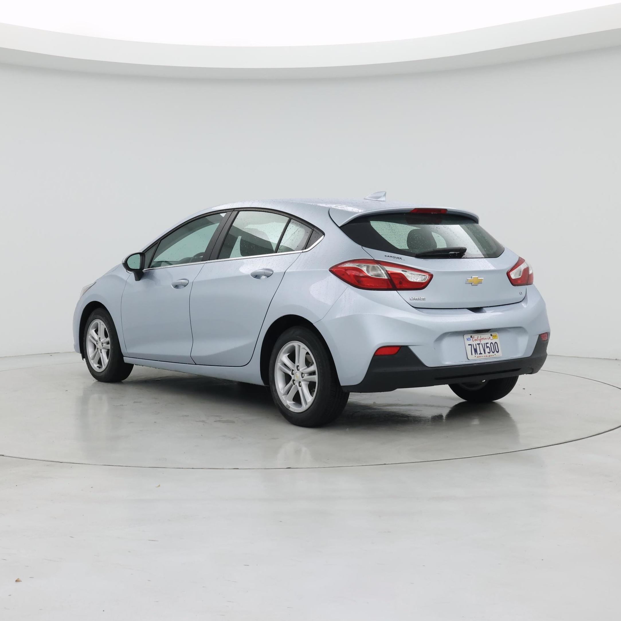 Thumbnail: 2017 Chevrolet Cruze - 2