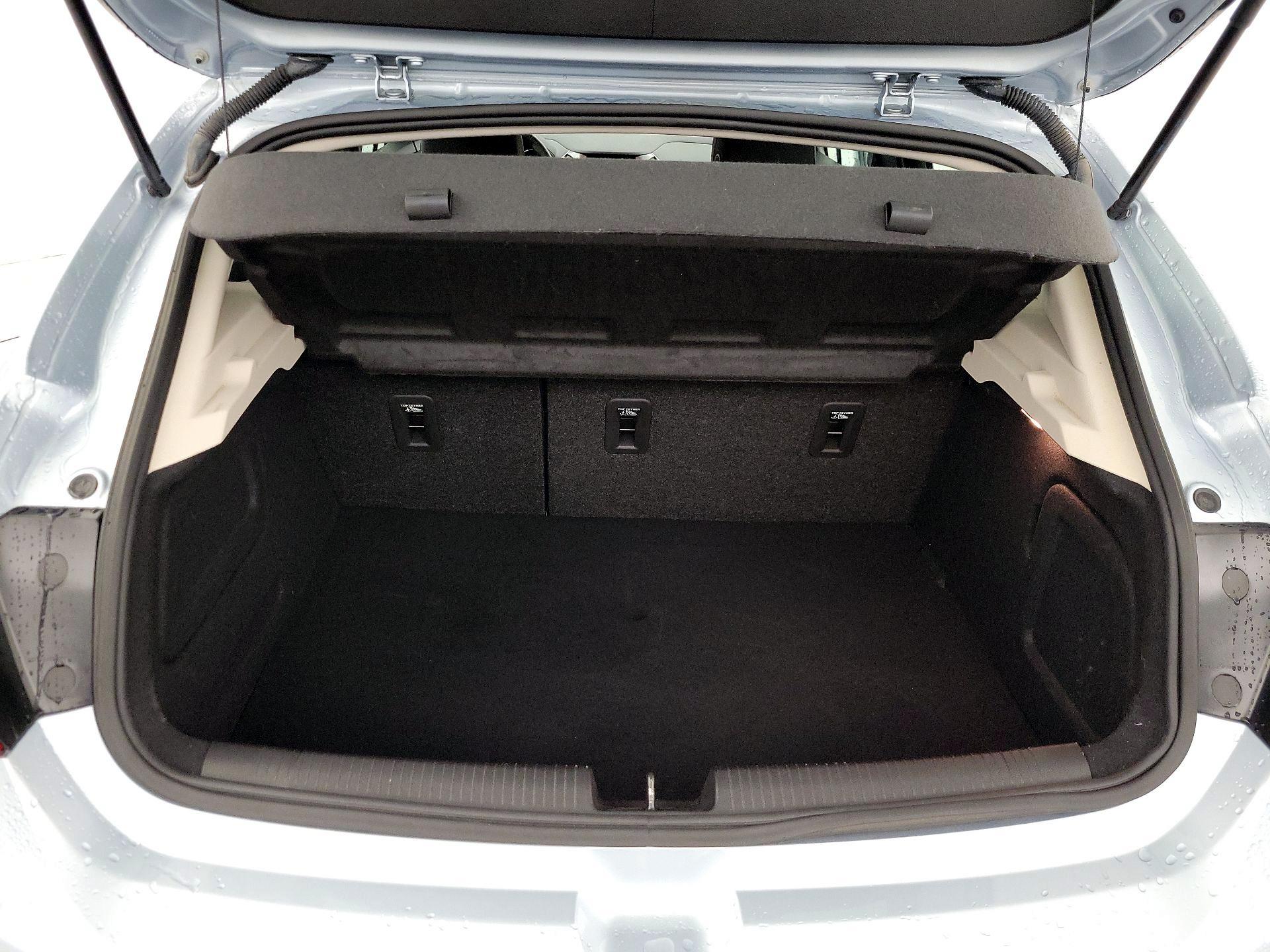 Thumbnail: 2017 Chevrolet Cruze - 19