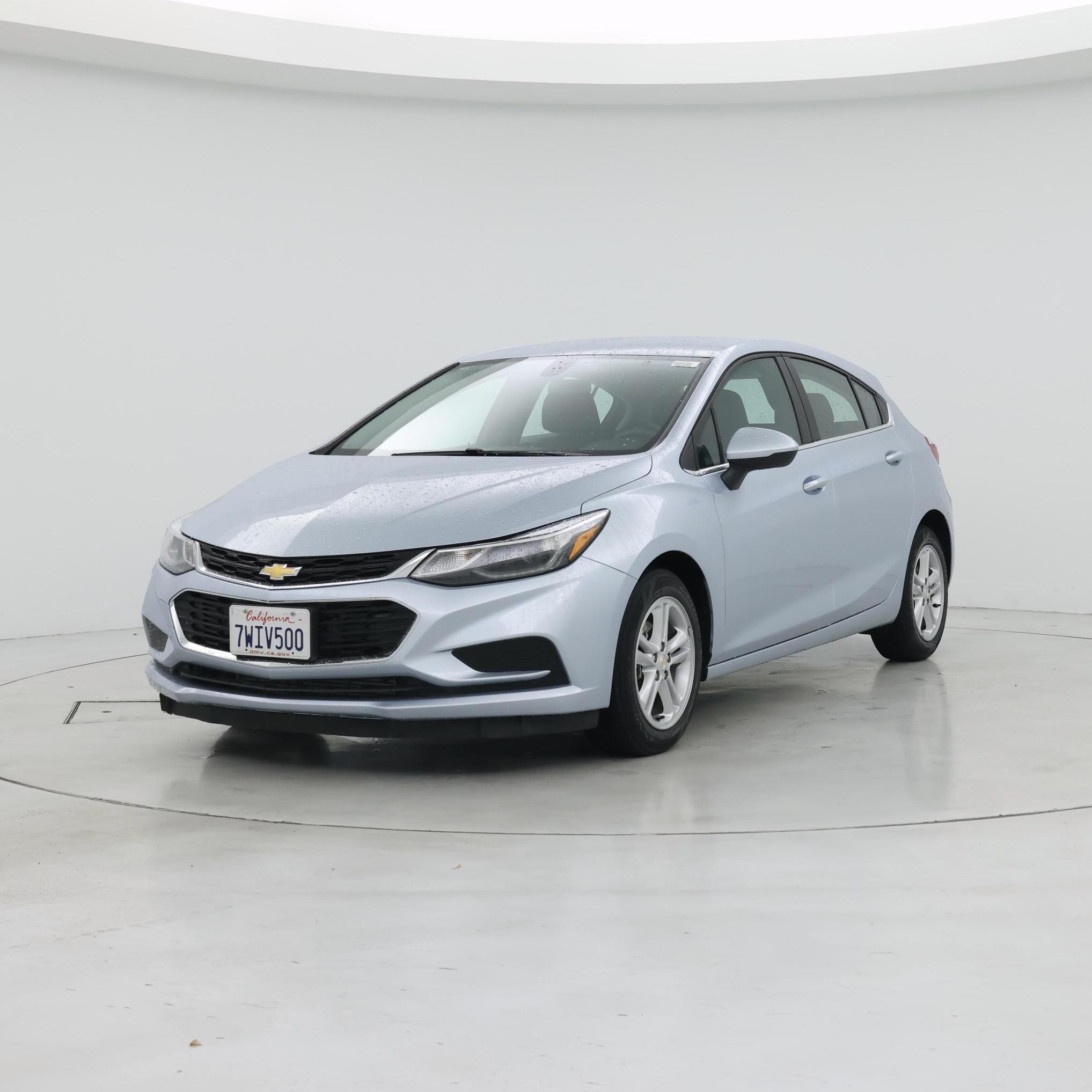 Thumbnail: 2017 Chevrolet Cruze - 4