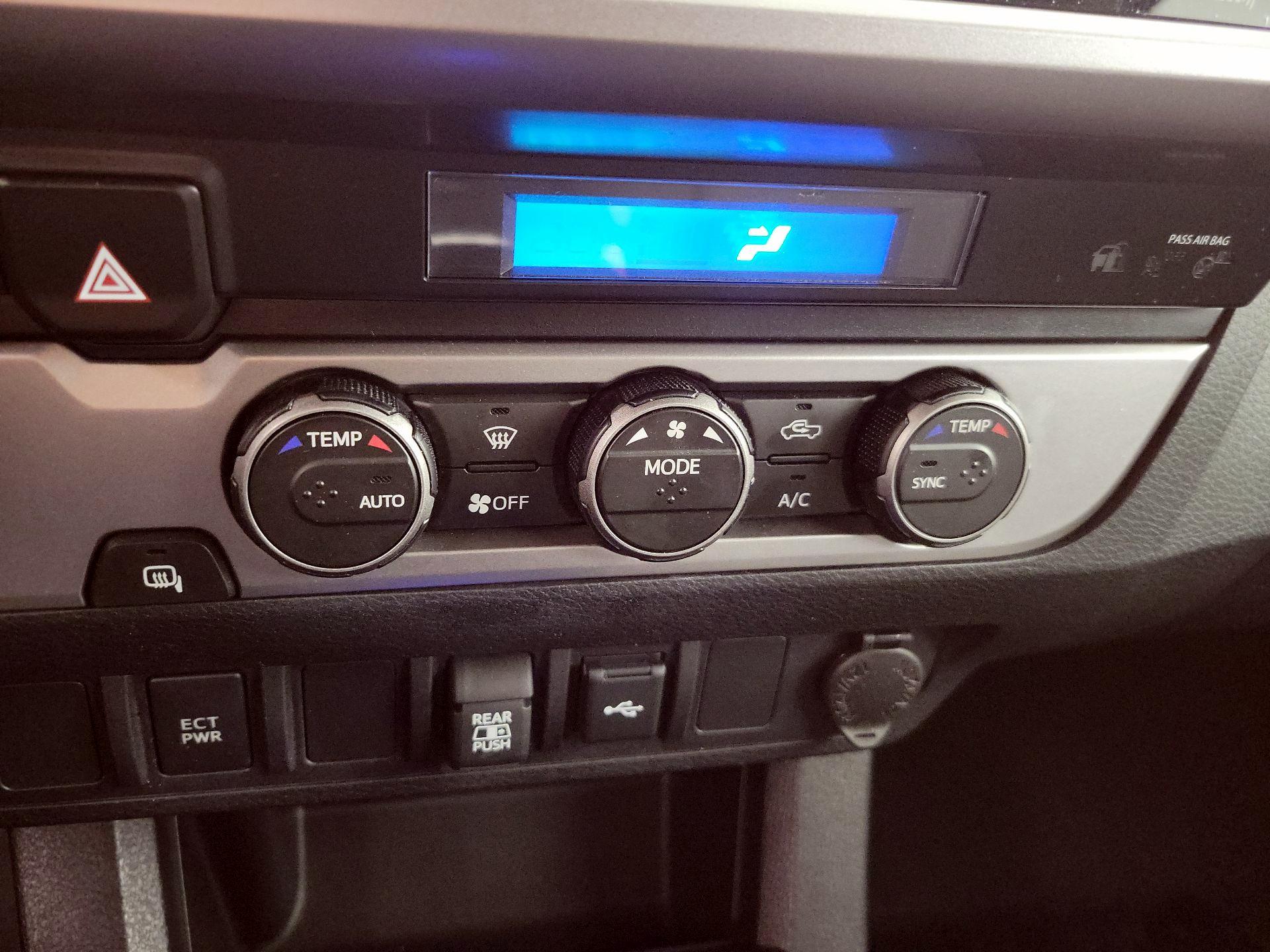 Thumbnail: 2023 Toyota Tacoma - 16