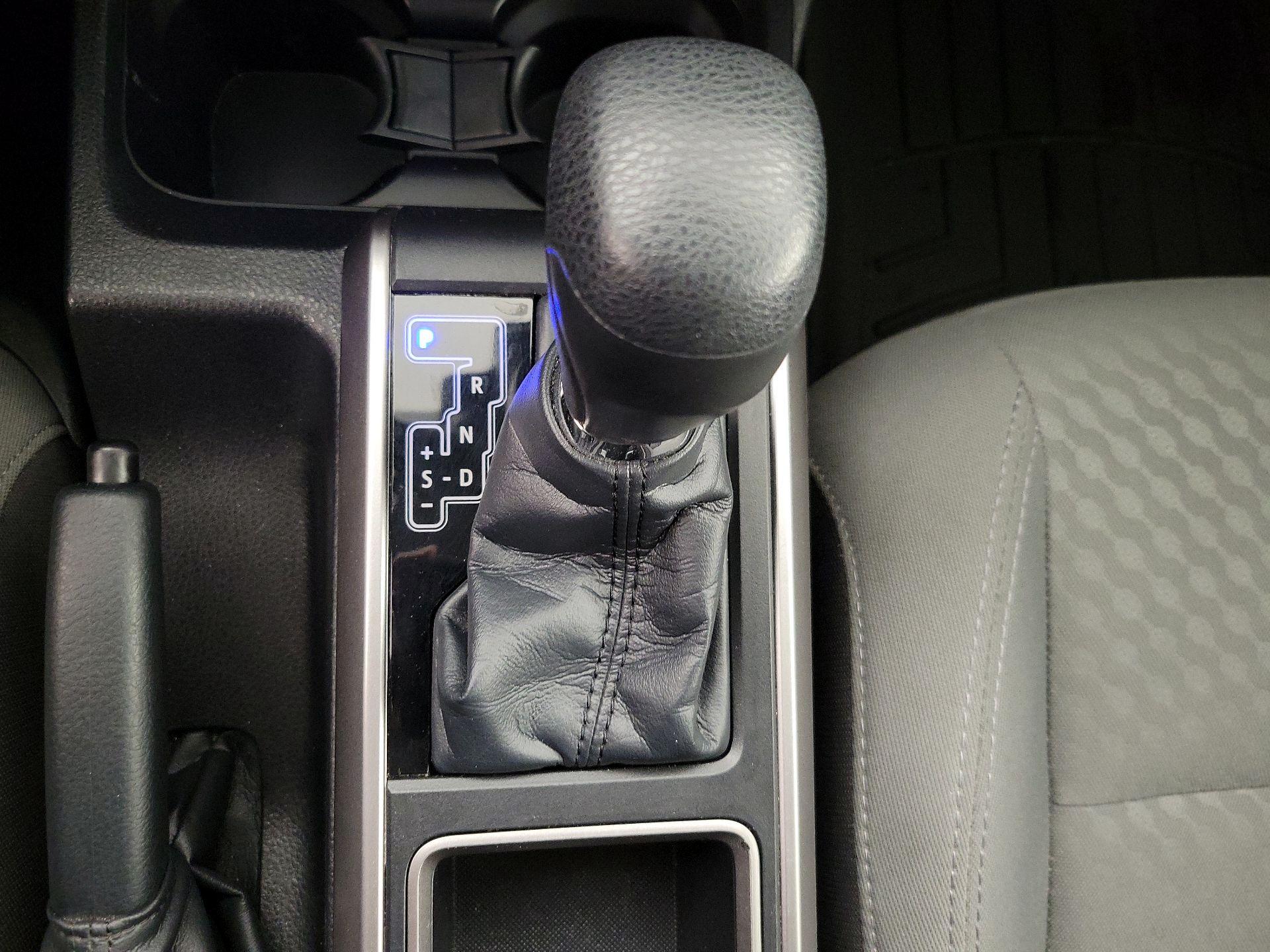 Thumbnail: 2023 Toyota Tacoma - 17