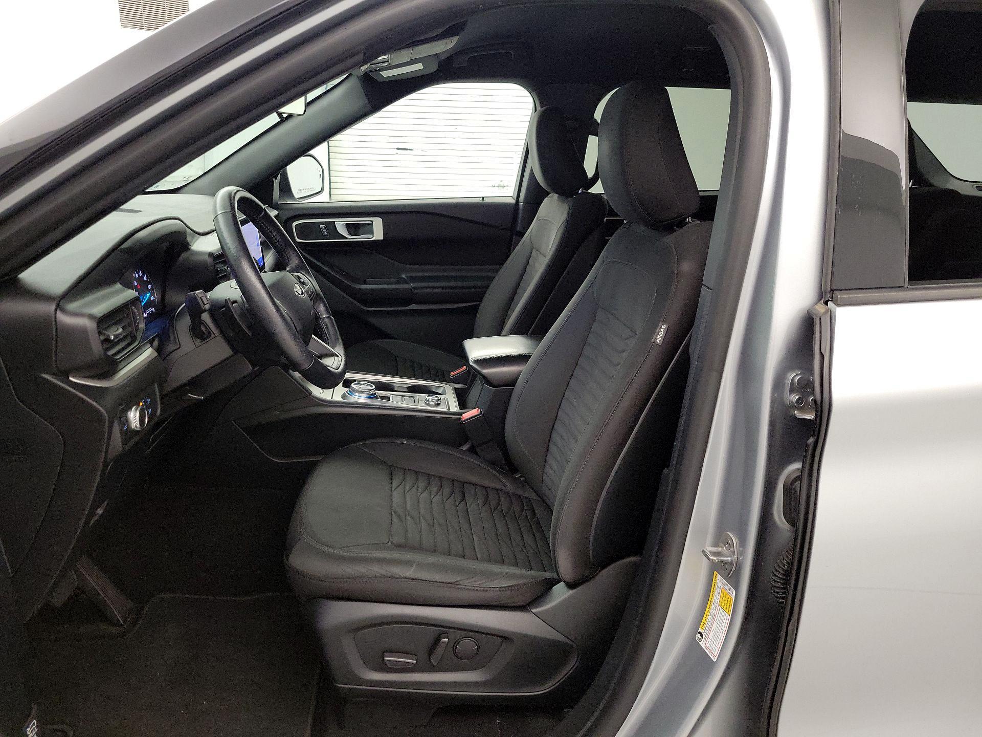 Thumbnail: 2020 Ford Explorer - 11