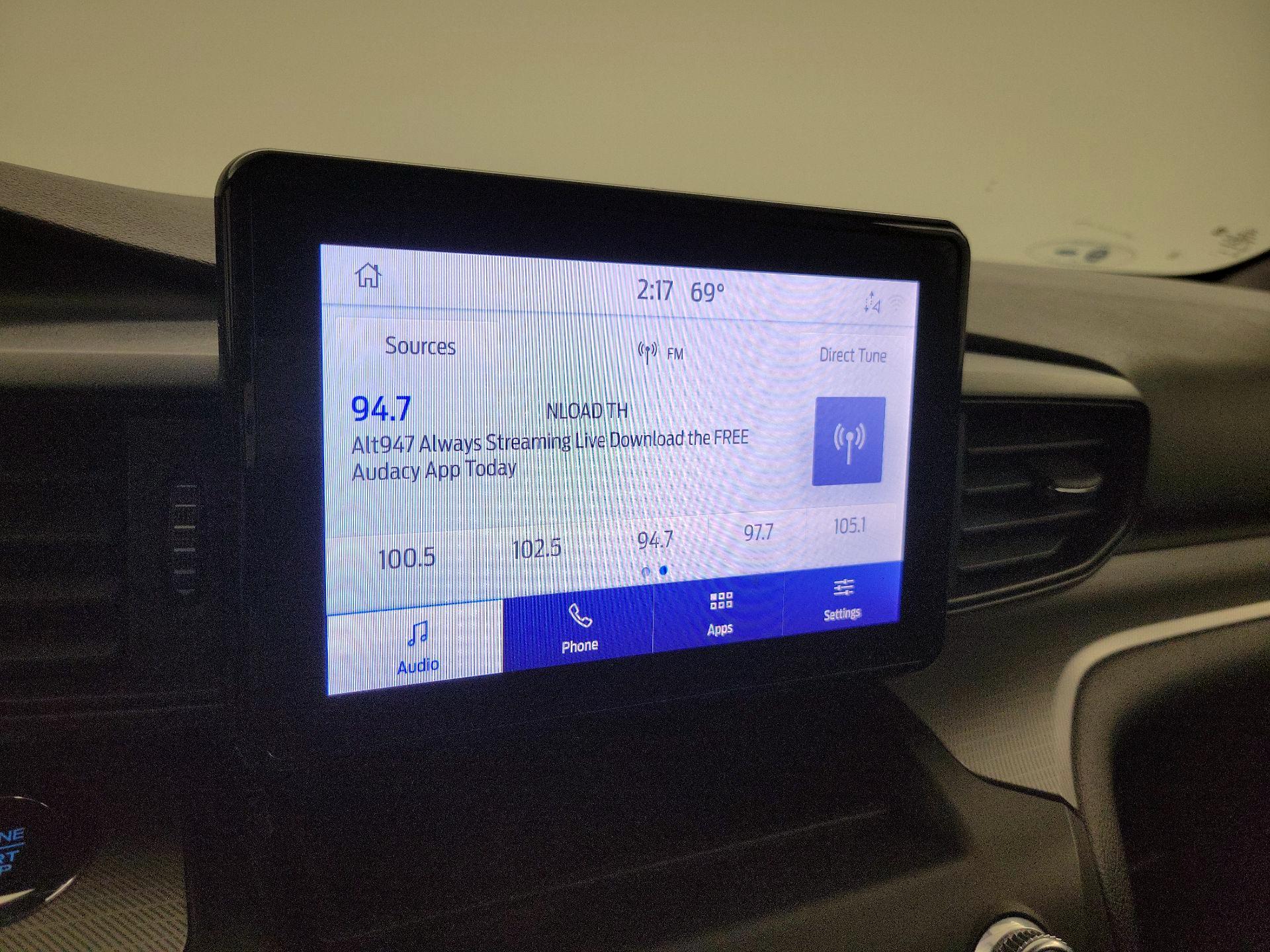 Thumbnail: 2020 Ford Explorer - 14