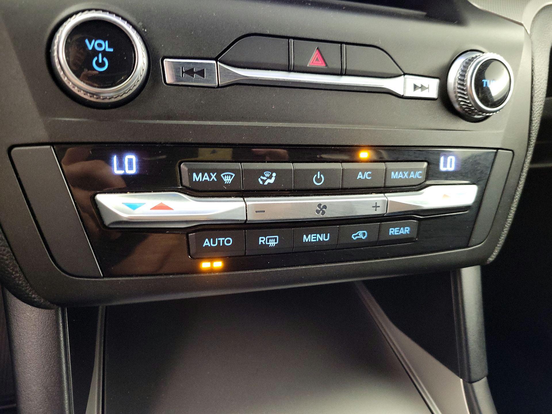 Thumbnail: 2020 Ford Explorer - 15