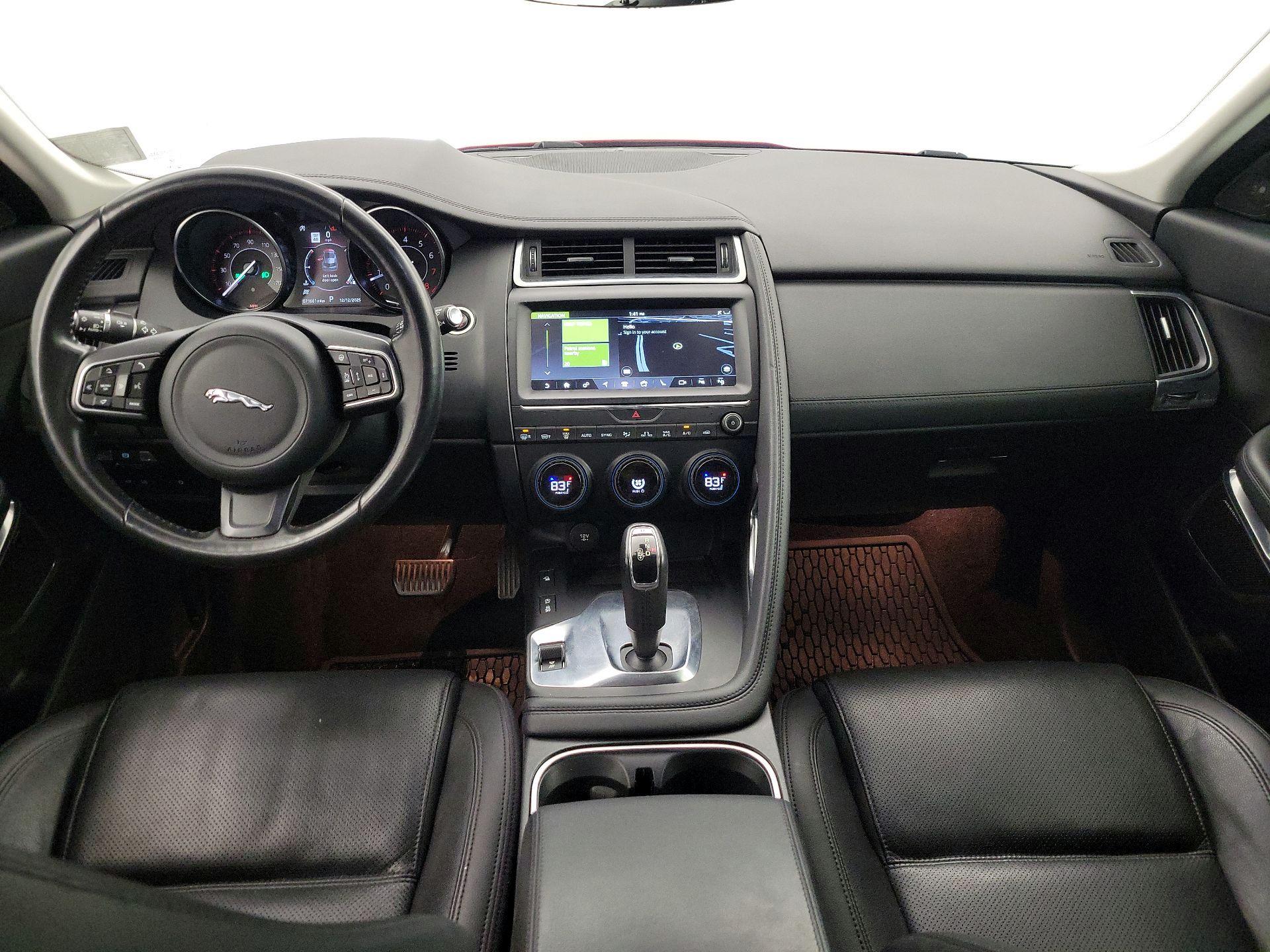 Thumbnail: 2018 Jaguar E-Pace - 9