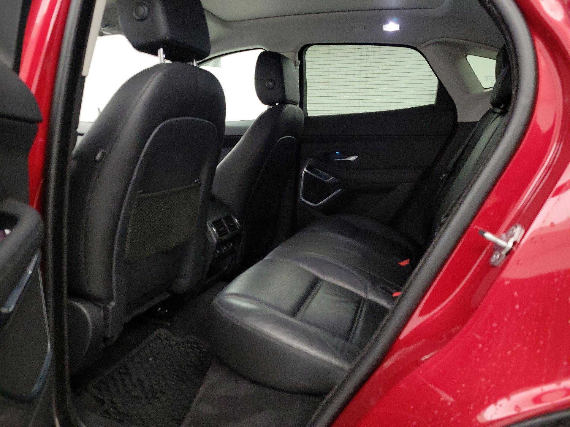 Thumbnail: 2018 Jaguar E-Pace - 20