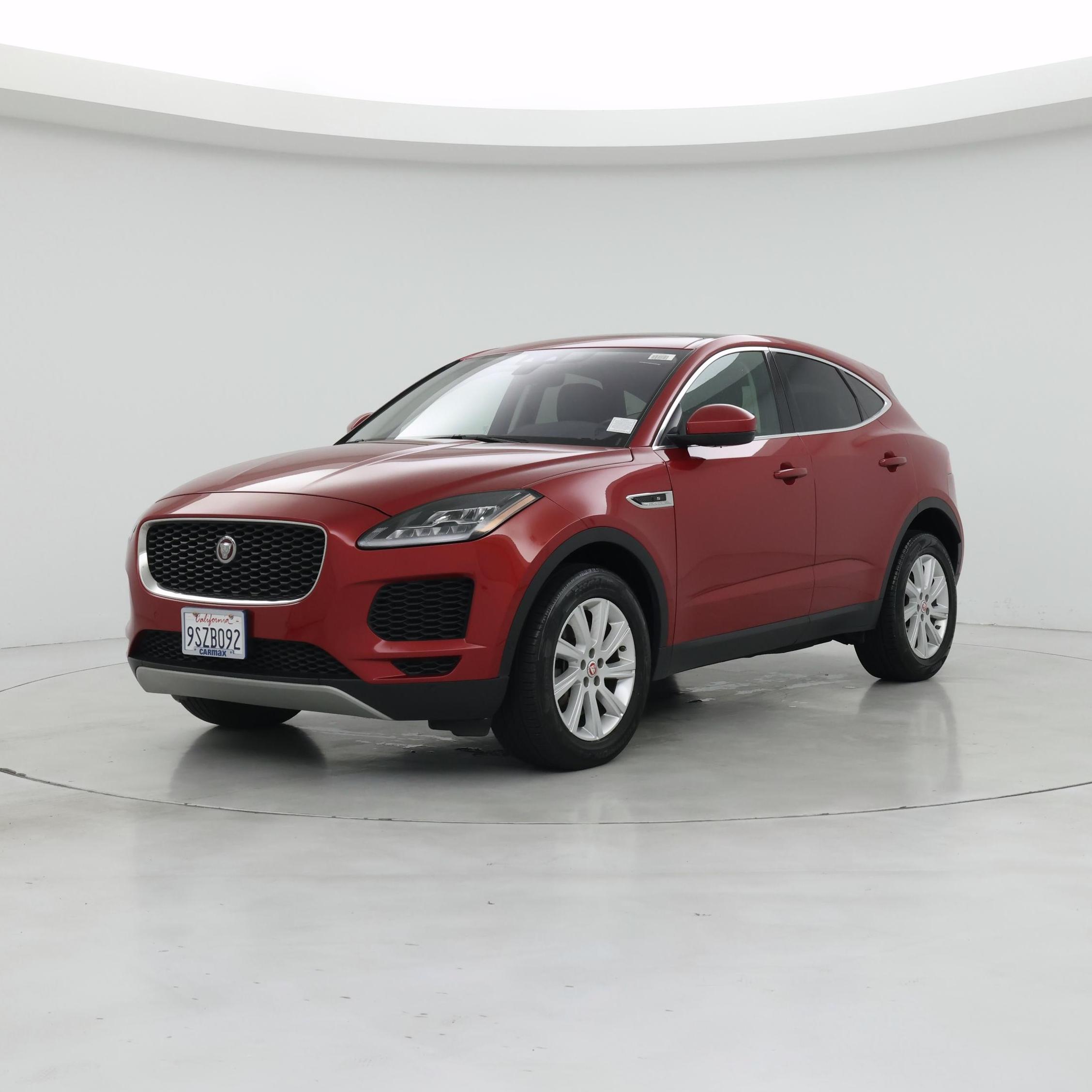 Thumbnail: 2018 Jaguar E-Pace - 4