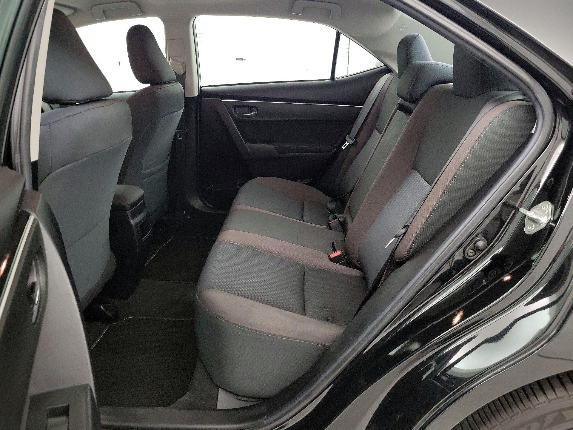 Thumbnail: 2019 Toyota Corolla - 18