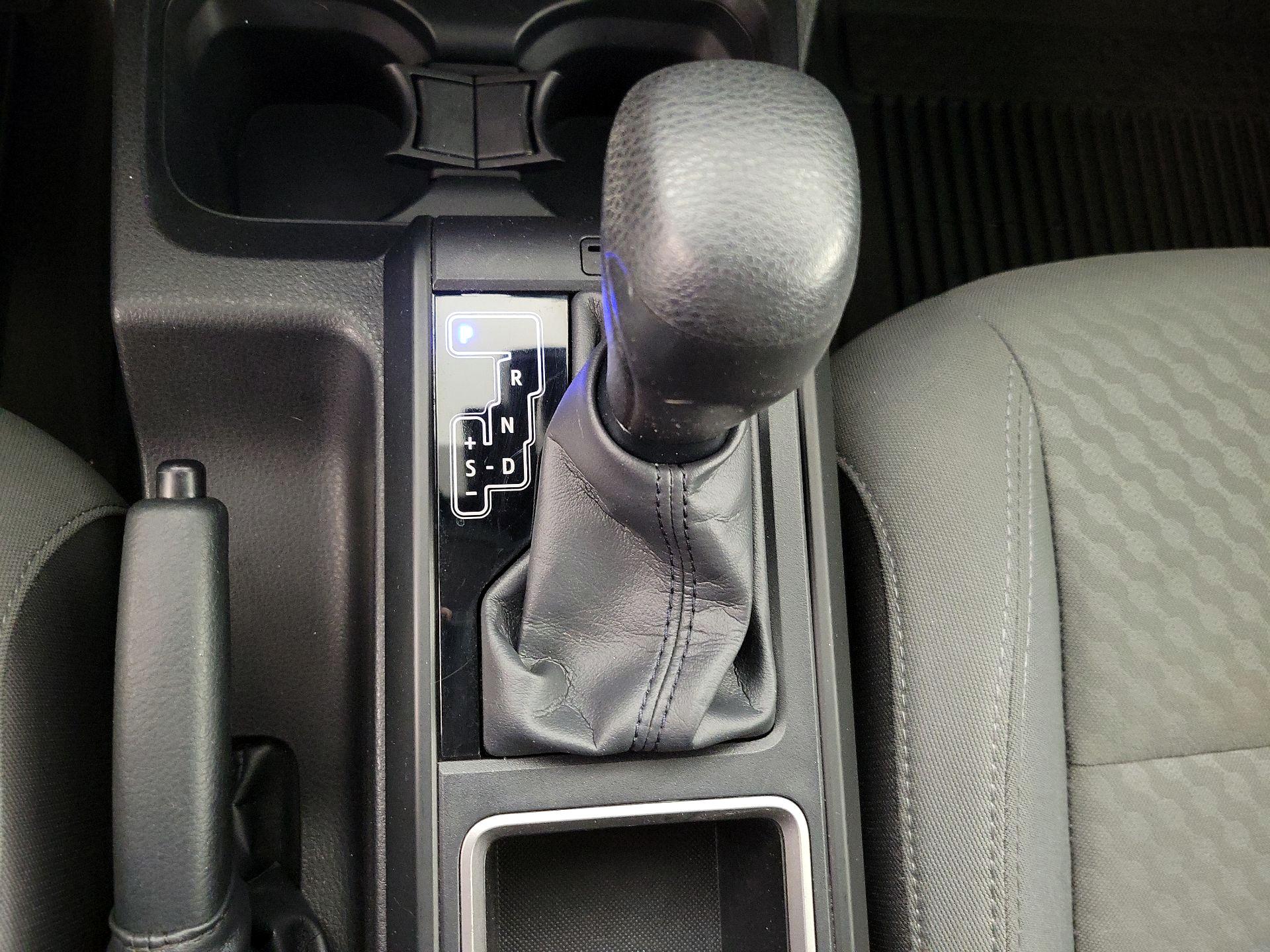 Thumbnail: 2022 Toyota Tacoma - 17